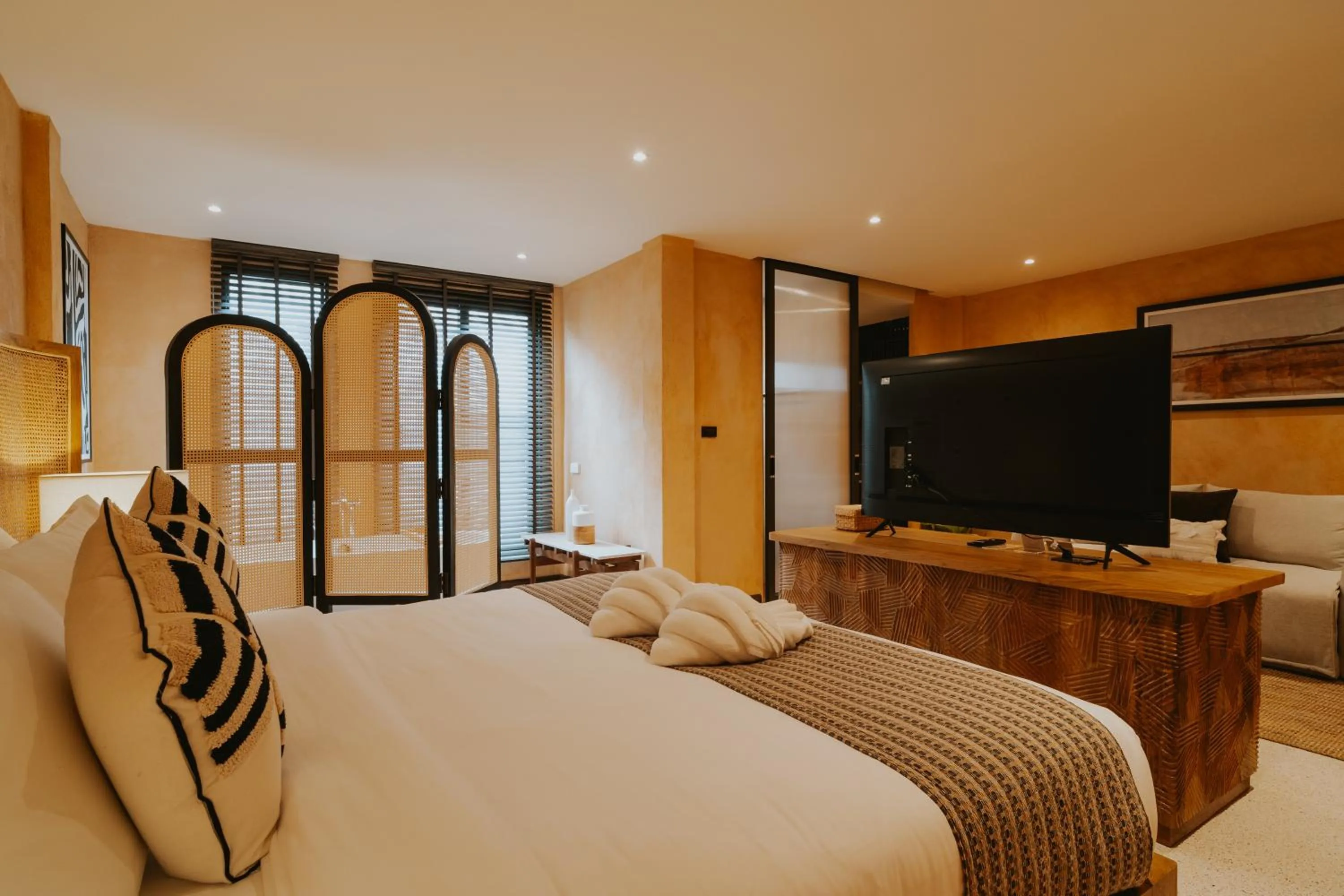 Bedroom, Bed in Hotel Clay Chiang Mai