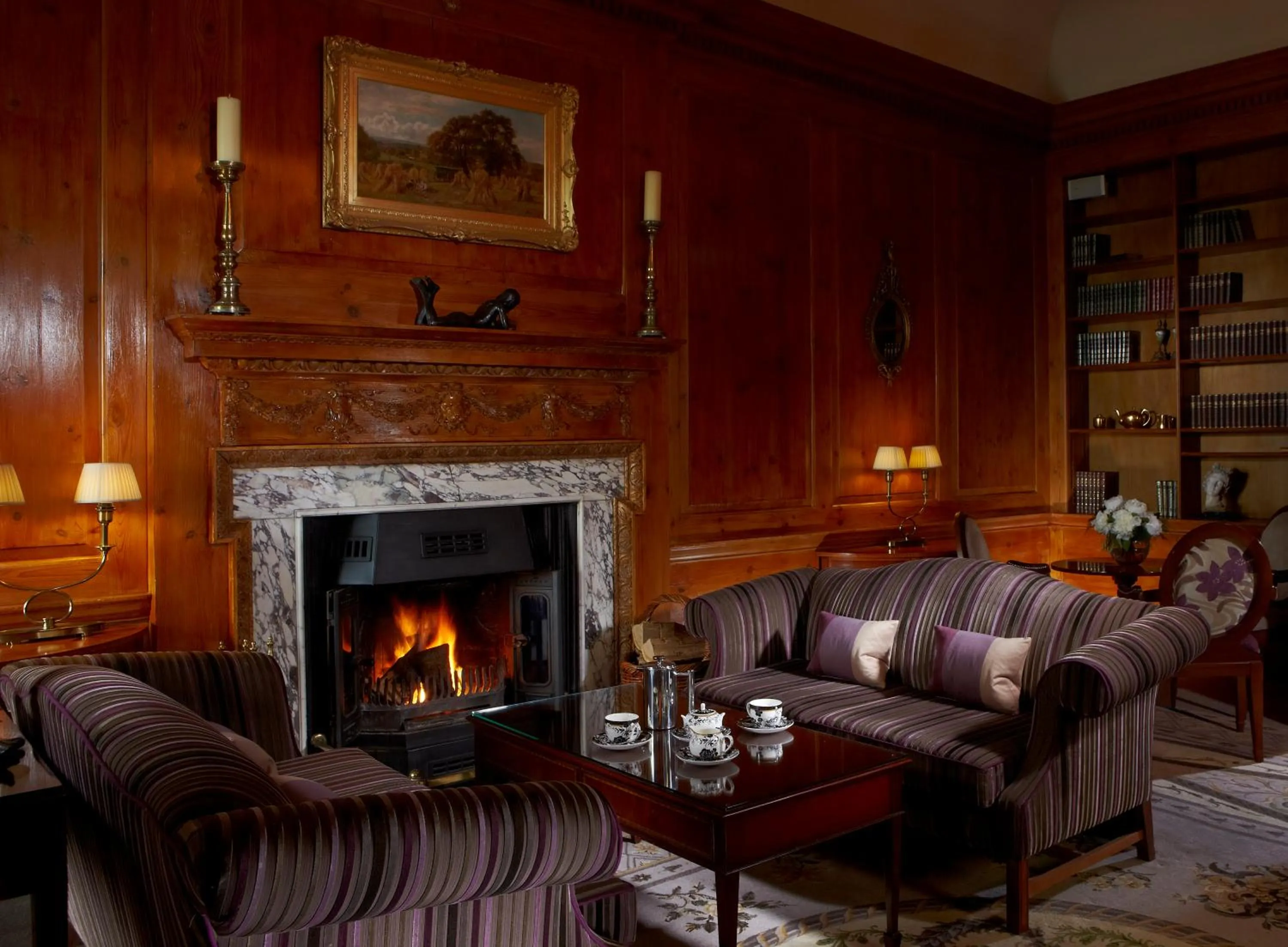 Lounge or bar in Brockencote Hall