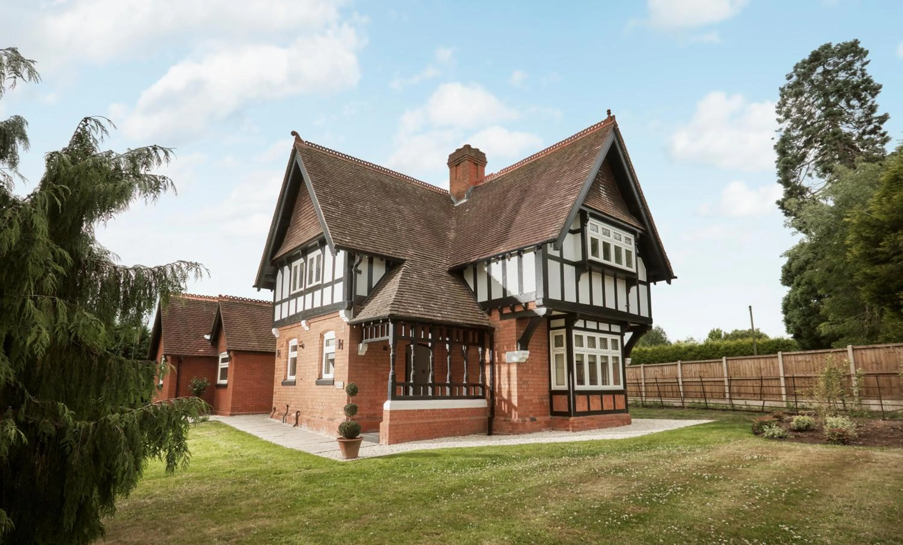 Property building in Brockencote Hall