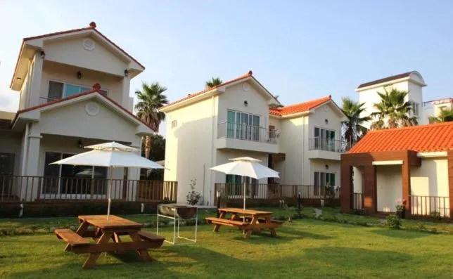 Jeju Soranghozen Pension