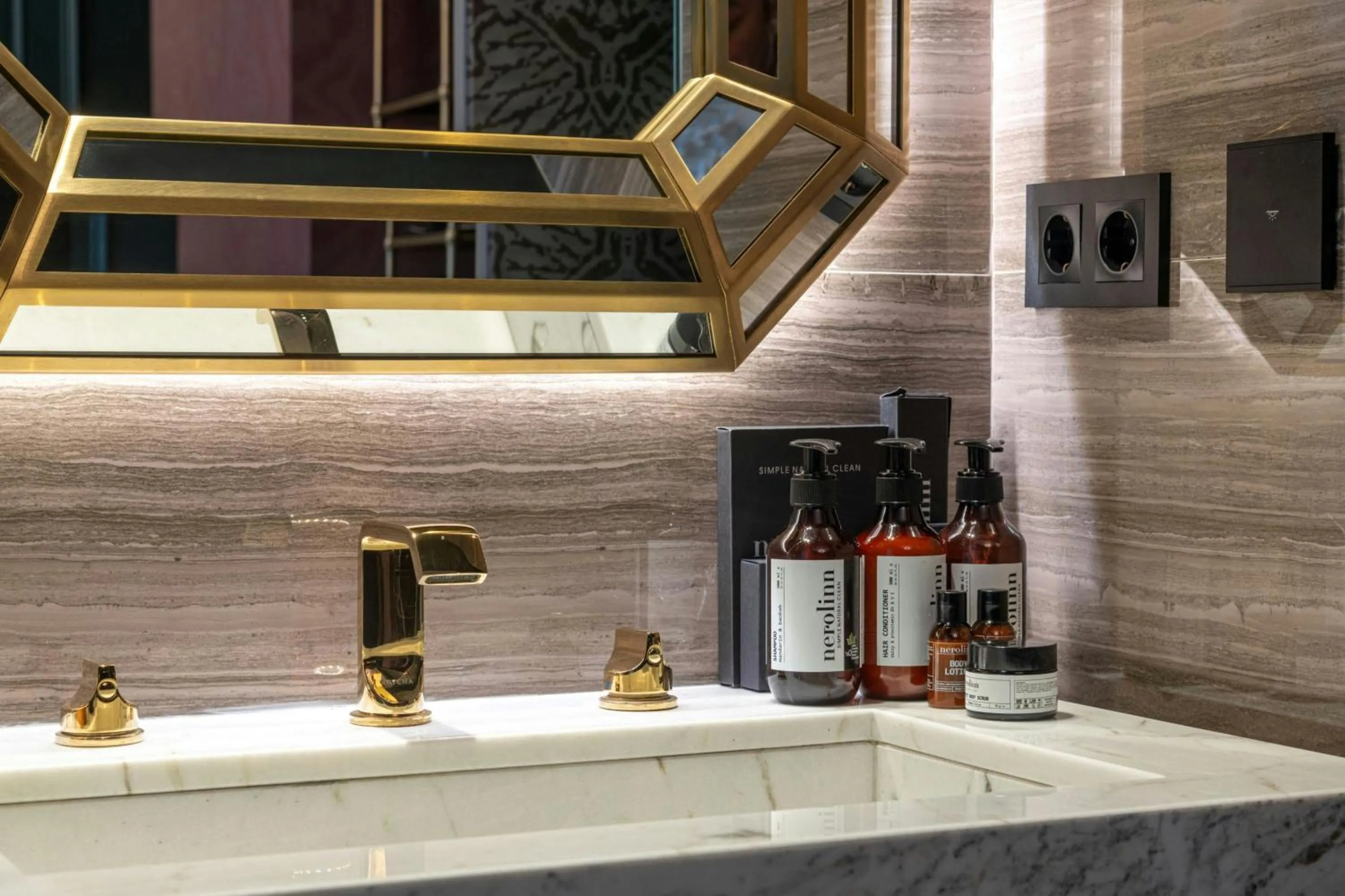 Photo of the whole room in Orient Occident Hotel Istanbul, Autograph Collection