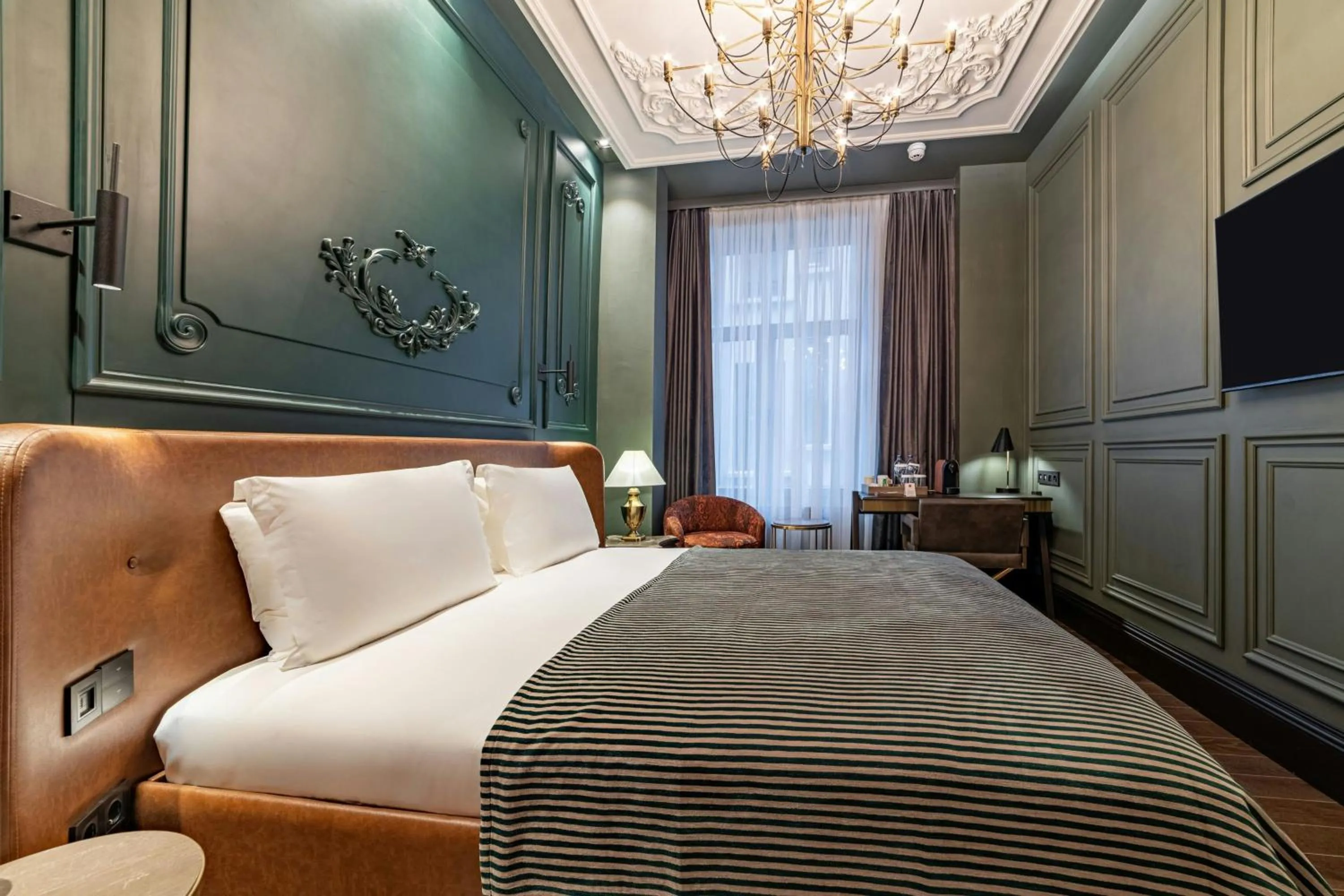 Photo of the whole room, Bed in Orient Occident Hotel Istanbul, Autograph Collection