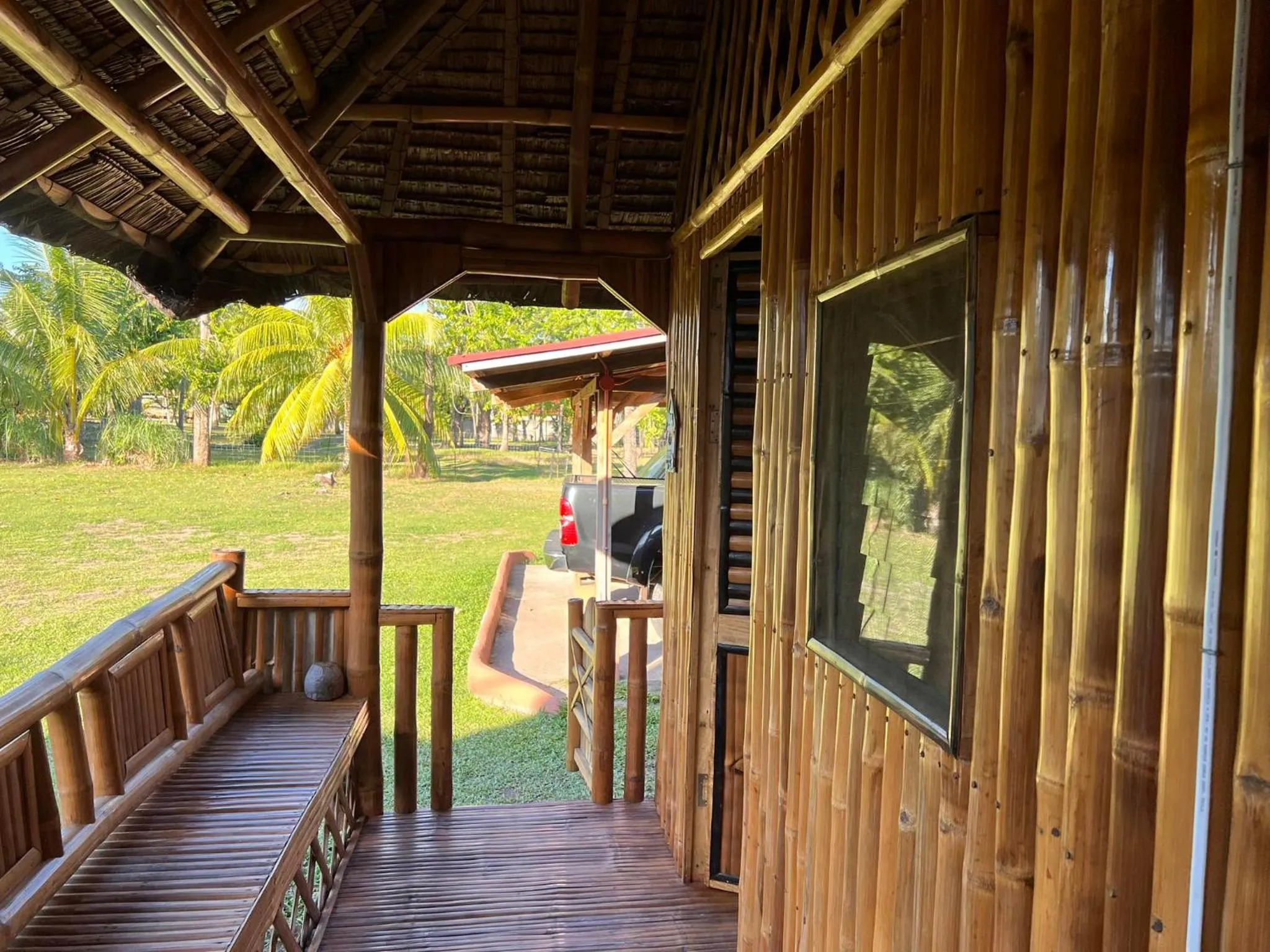 Facade/entrance in B Ternate Resort