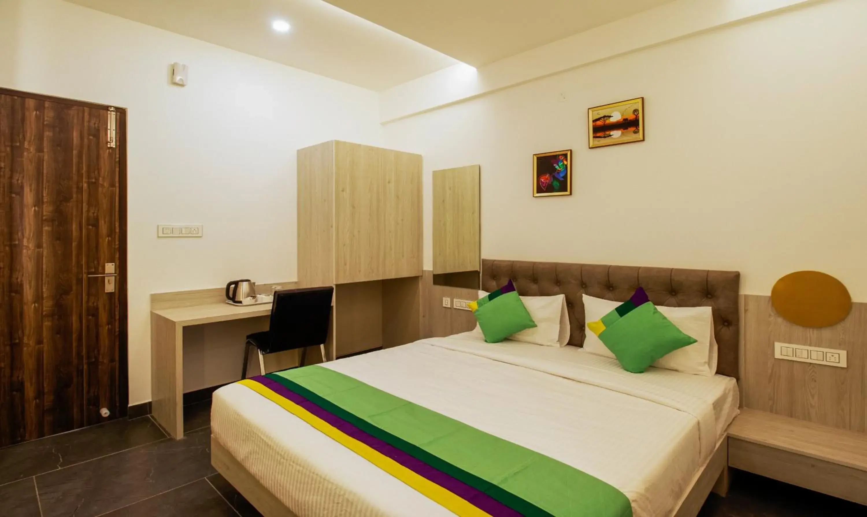 Standard Double Room - single occupancy in Itsy Hotels Silver Keys Standard Double Room - single occupancy in Itsy Hotels Silver Keys