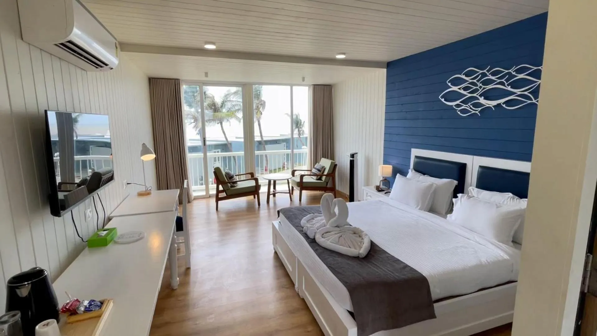 Bed in Praveg Beach Resort Diu, Chakratirth Beach