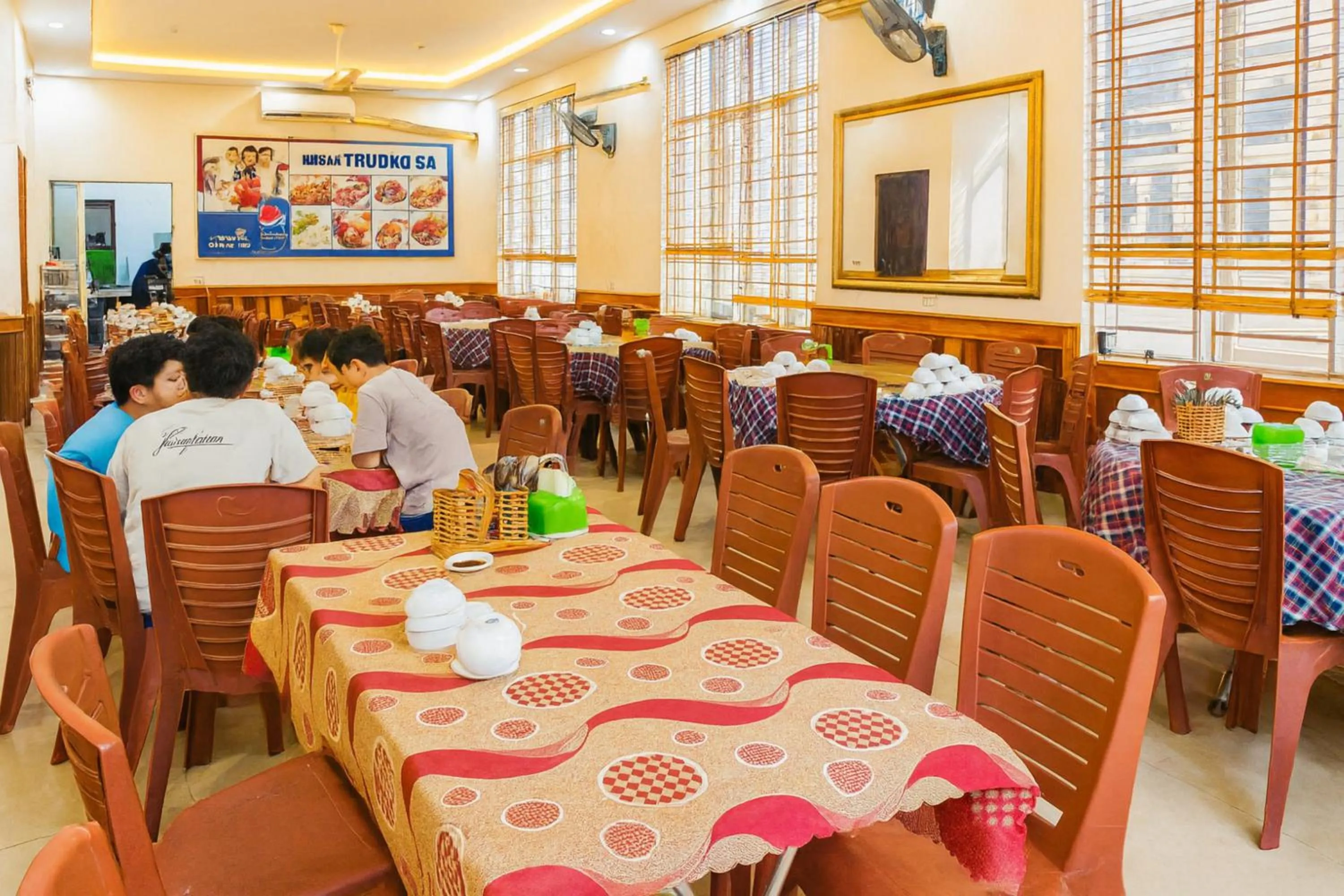 Restaurant/places to eat in Trường Sa Hotel Cửa Lò Beach