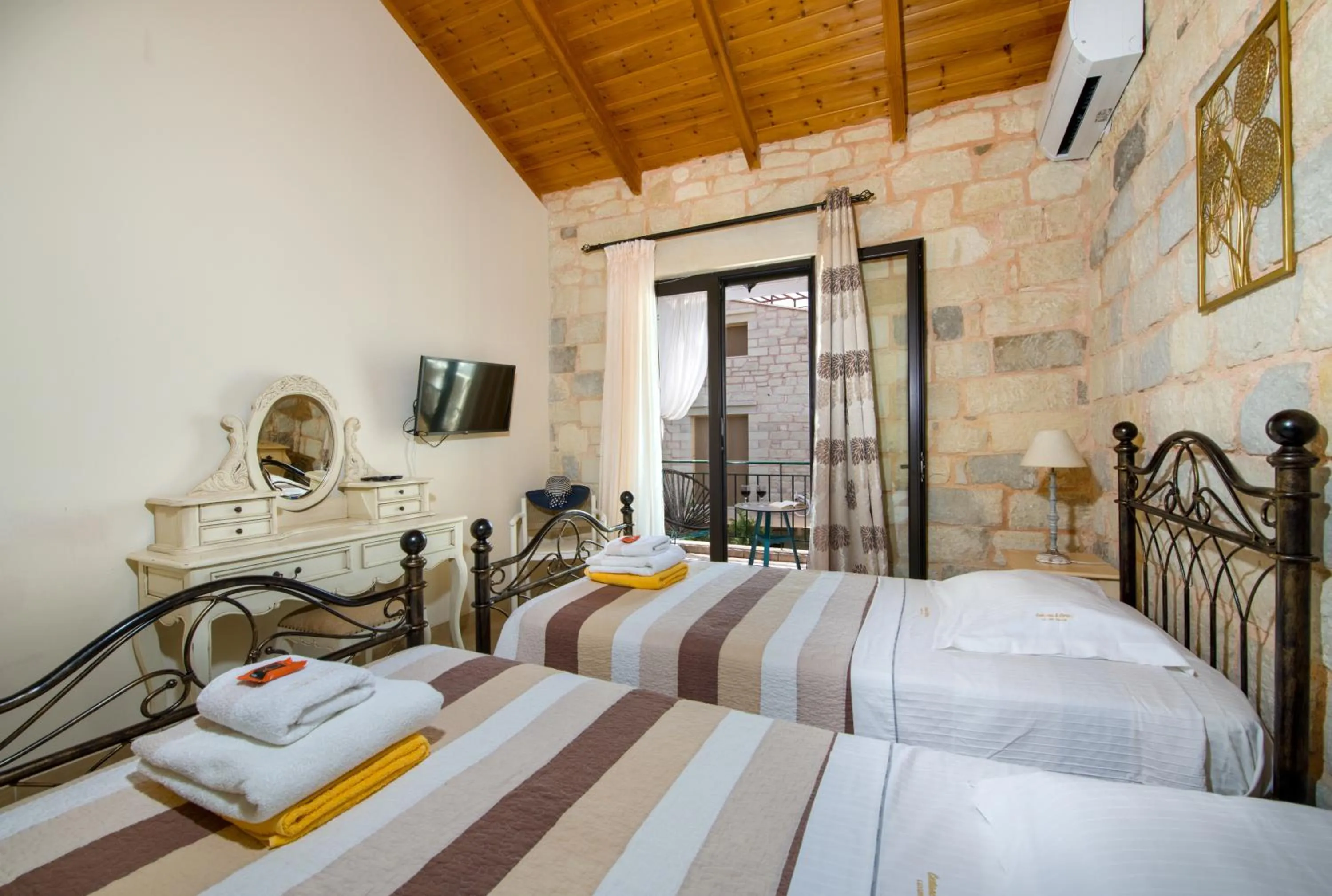 Bedroom, Bed in Villa Constancia