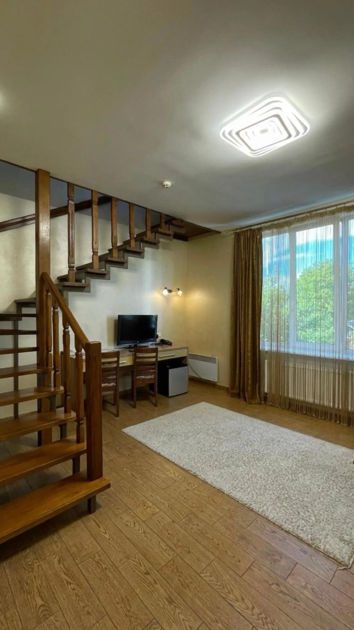 TV and multimedia in Pivdenna Brama