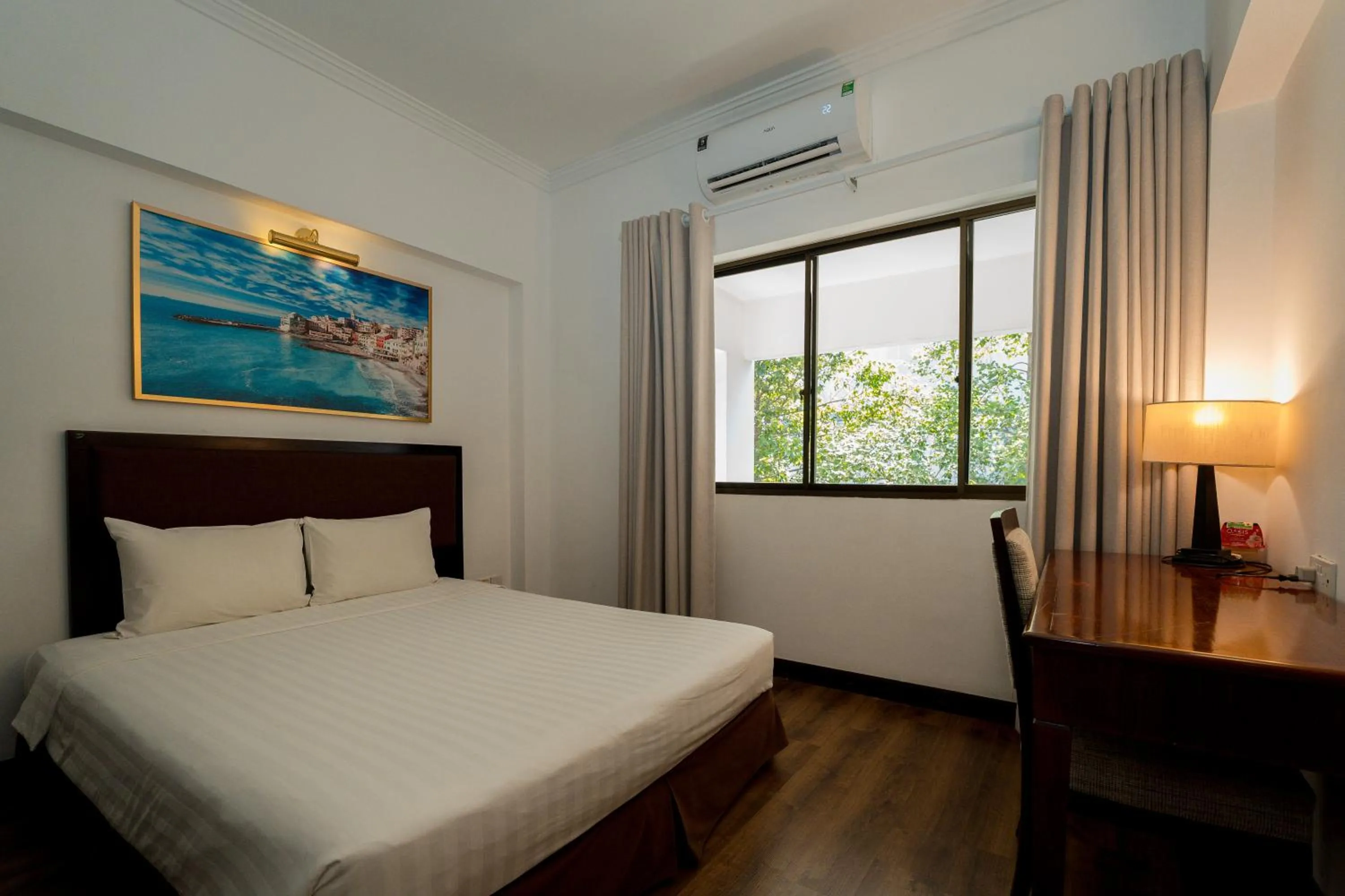 Bedroom, Bed in Ocean Sunrise Vung Tau