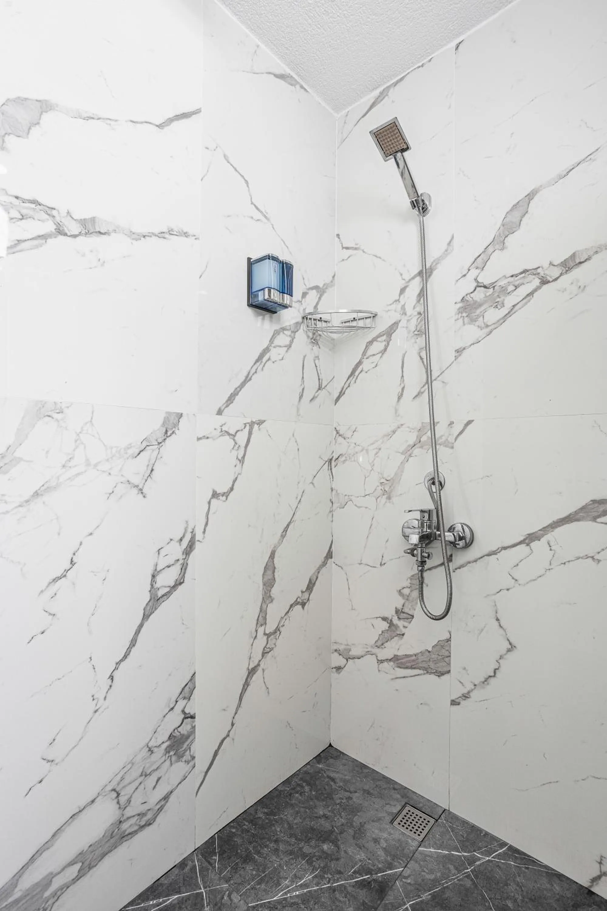 Bathroom in Meridiani Taksim Hotel