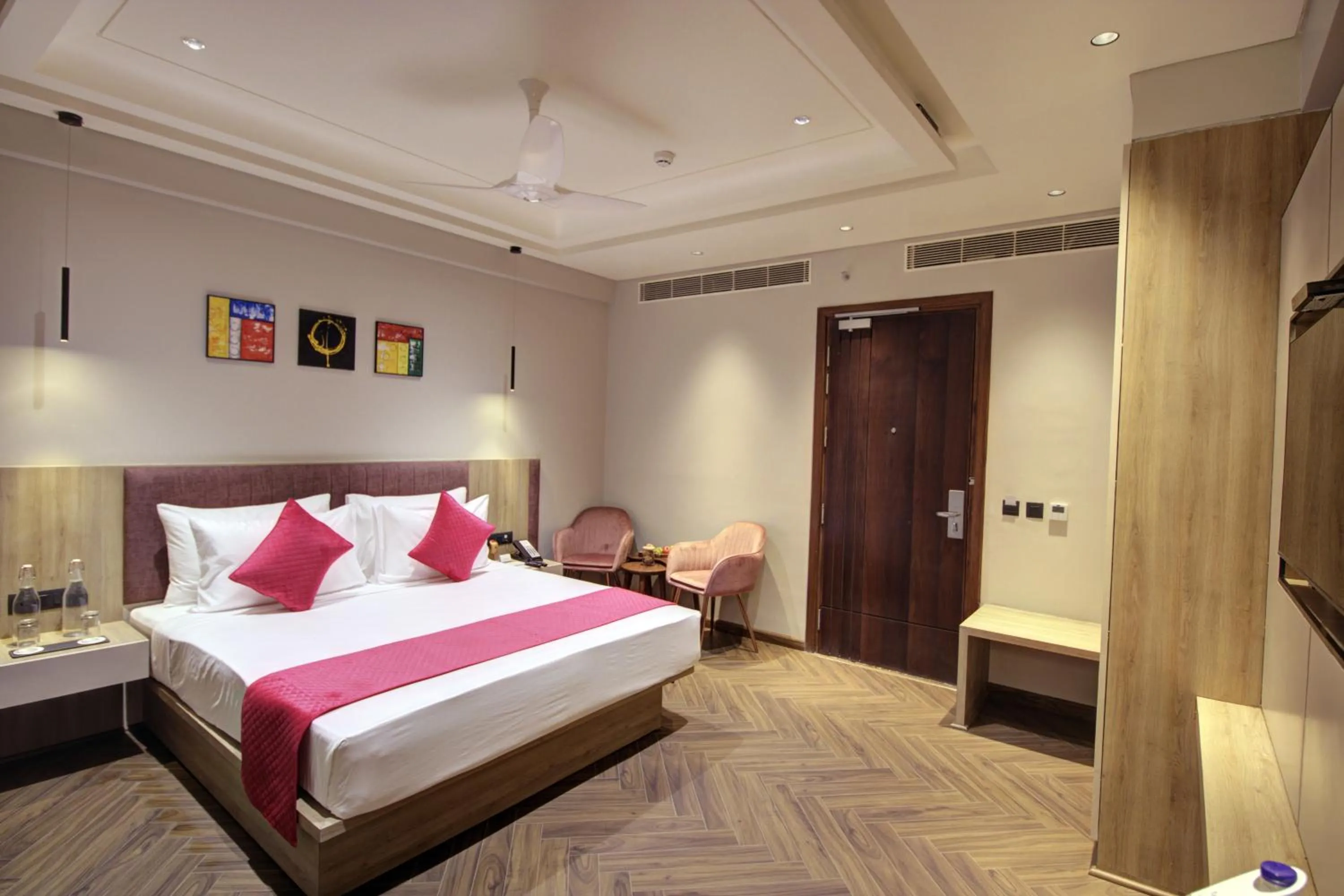 Bed in Cygnett Collection K K Hotel