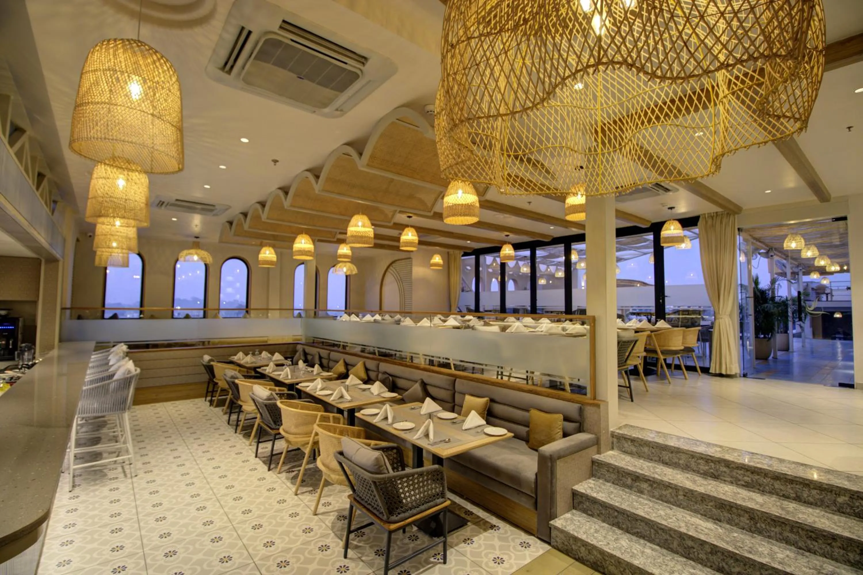 Restaurant/places to eat in Cygnett Collection K K Hotel