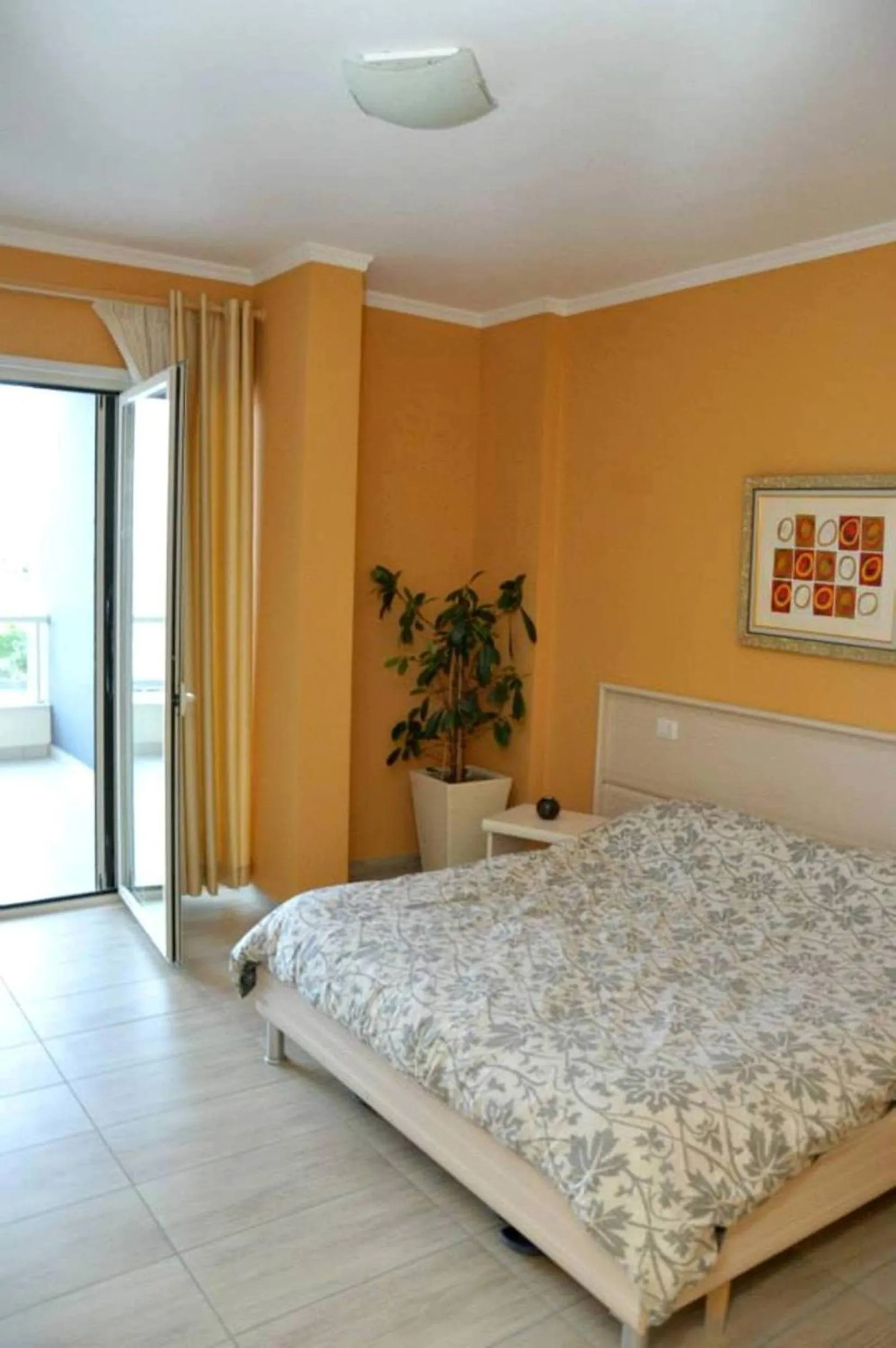 Double Room with Balcony in Hotel Vila Lule