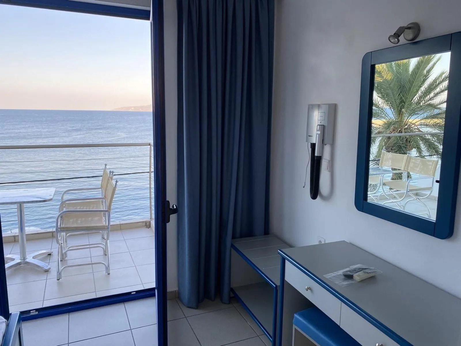 Sea view in Kassavetis Center - Hotel Studios & Apartments