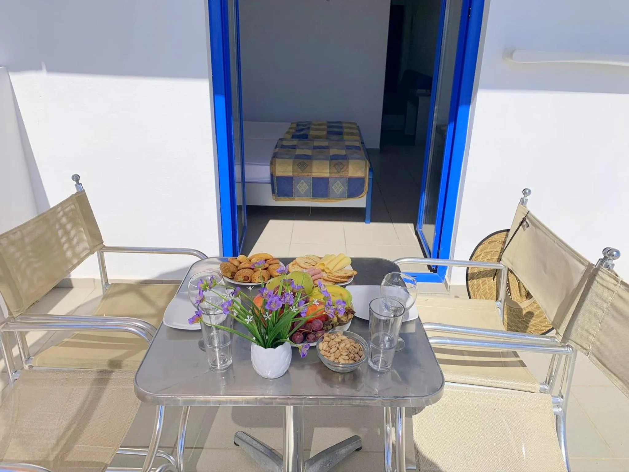 Breakfast in Kassavetis Center - Hotel Studios & Apartments