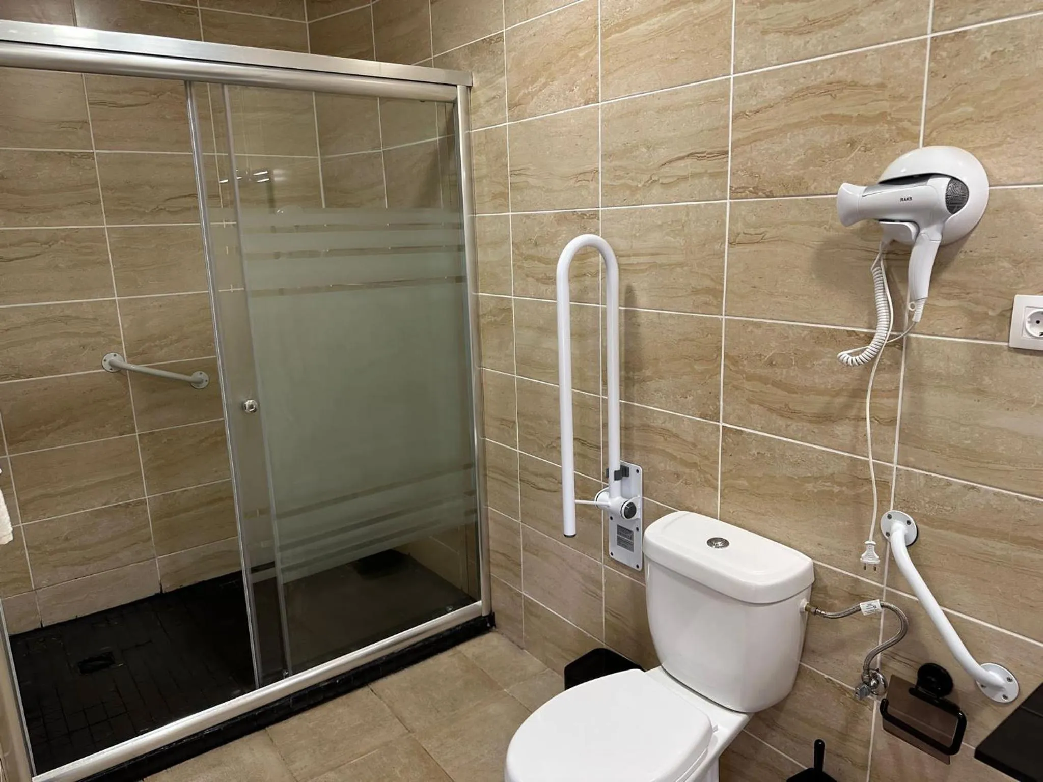 Shower in Vilador Beach Hotel