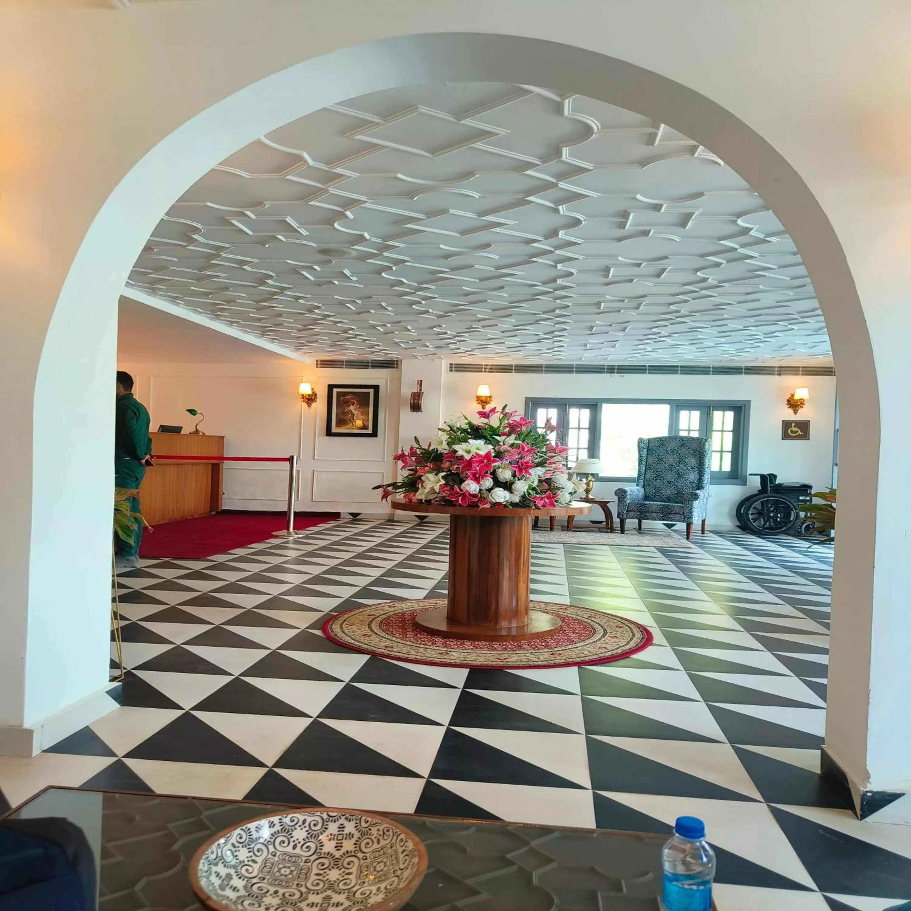 Lobby or reception in WelcomHeritage Santa Roza Kasauli