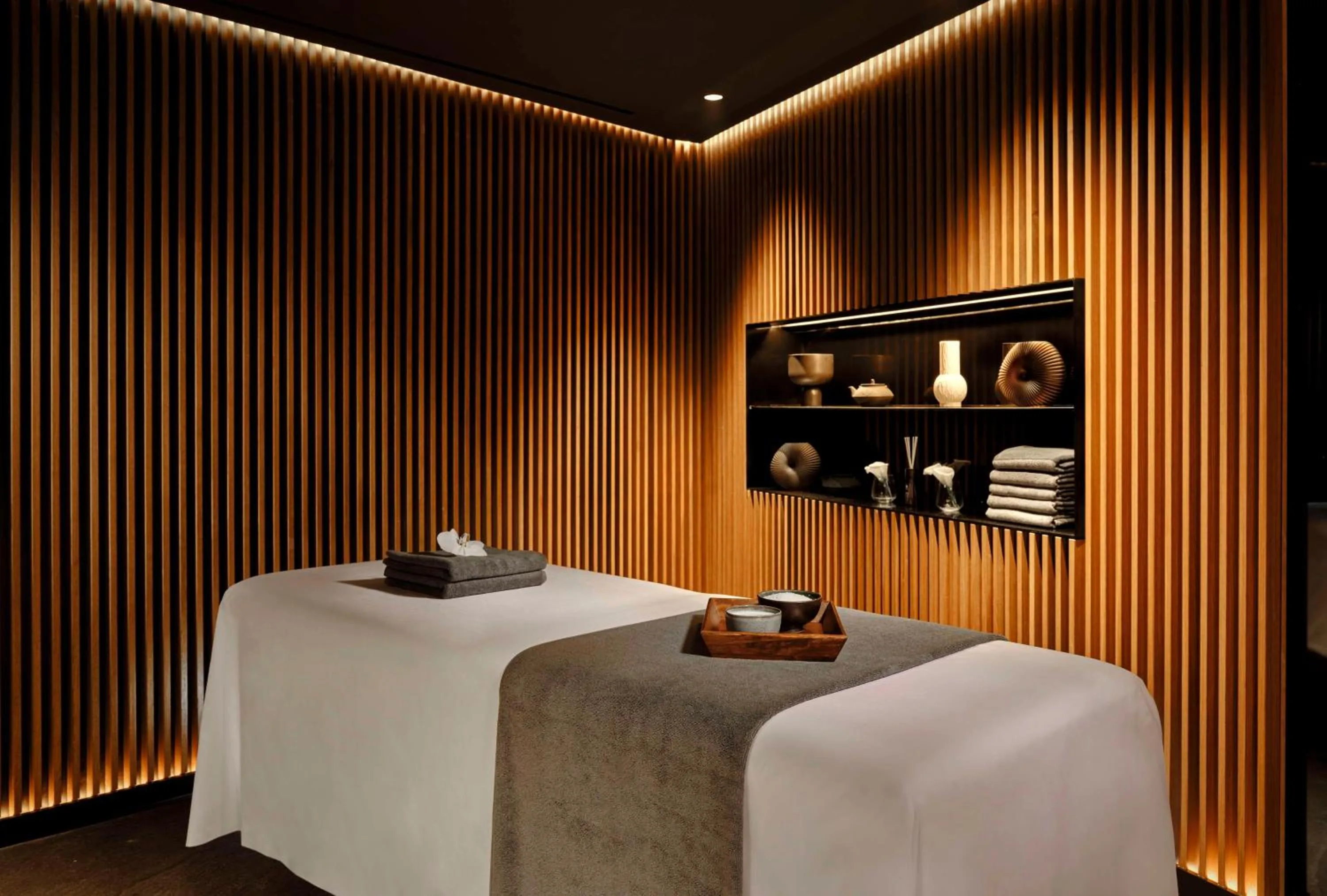 Spa and wellness centre/facilities, Bed in art'otel Zagreb, Powered by Radisson Hotels