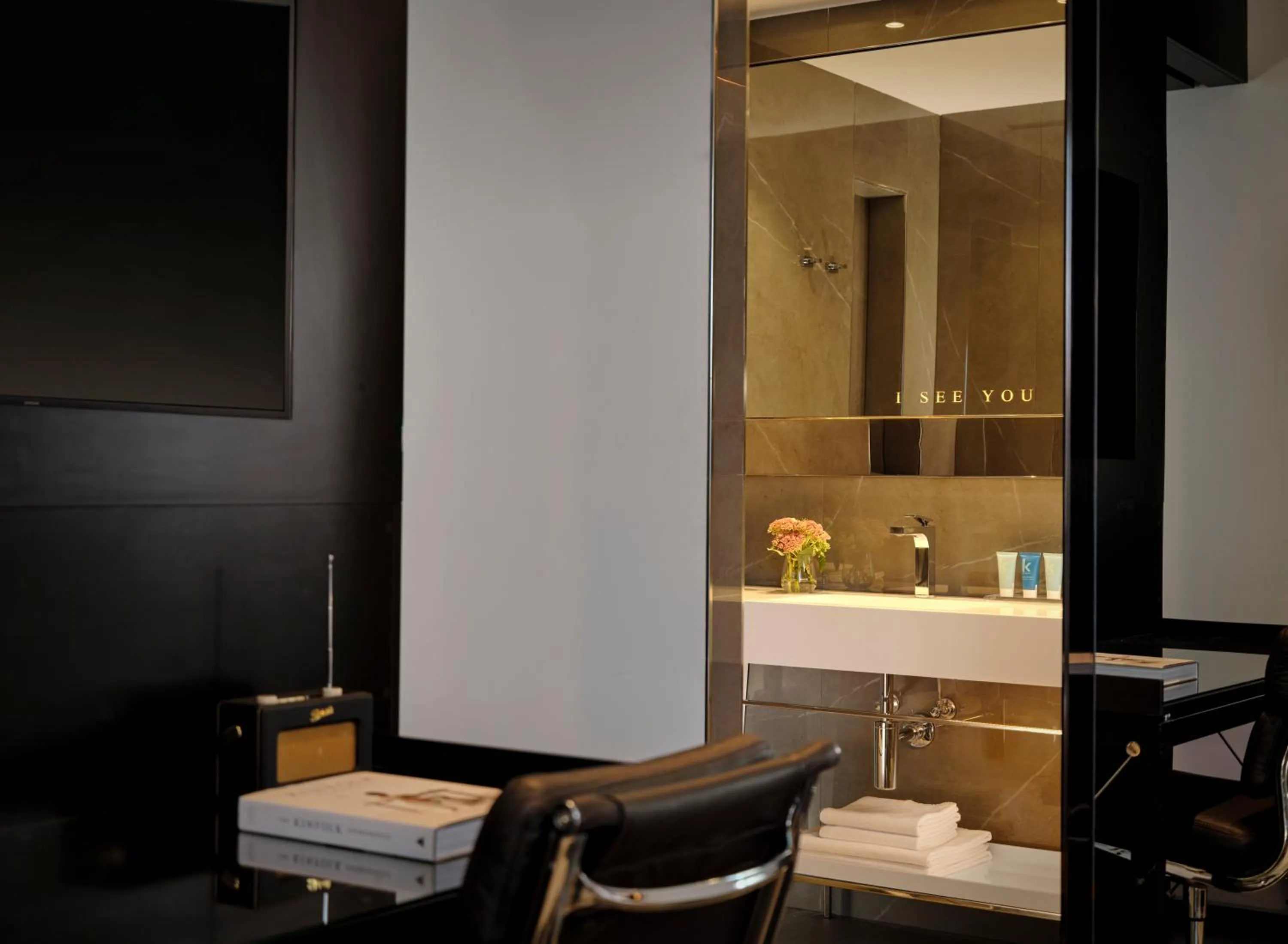 Bathroom in art'otel Zagreb, Powered by Radisson Hotels