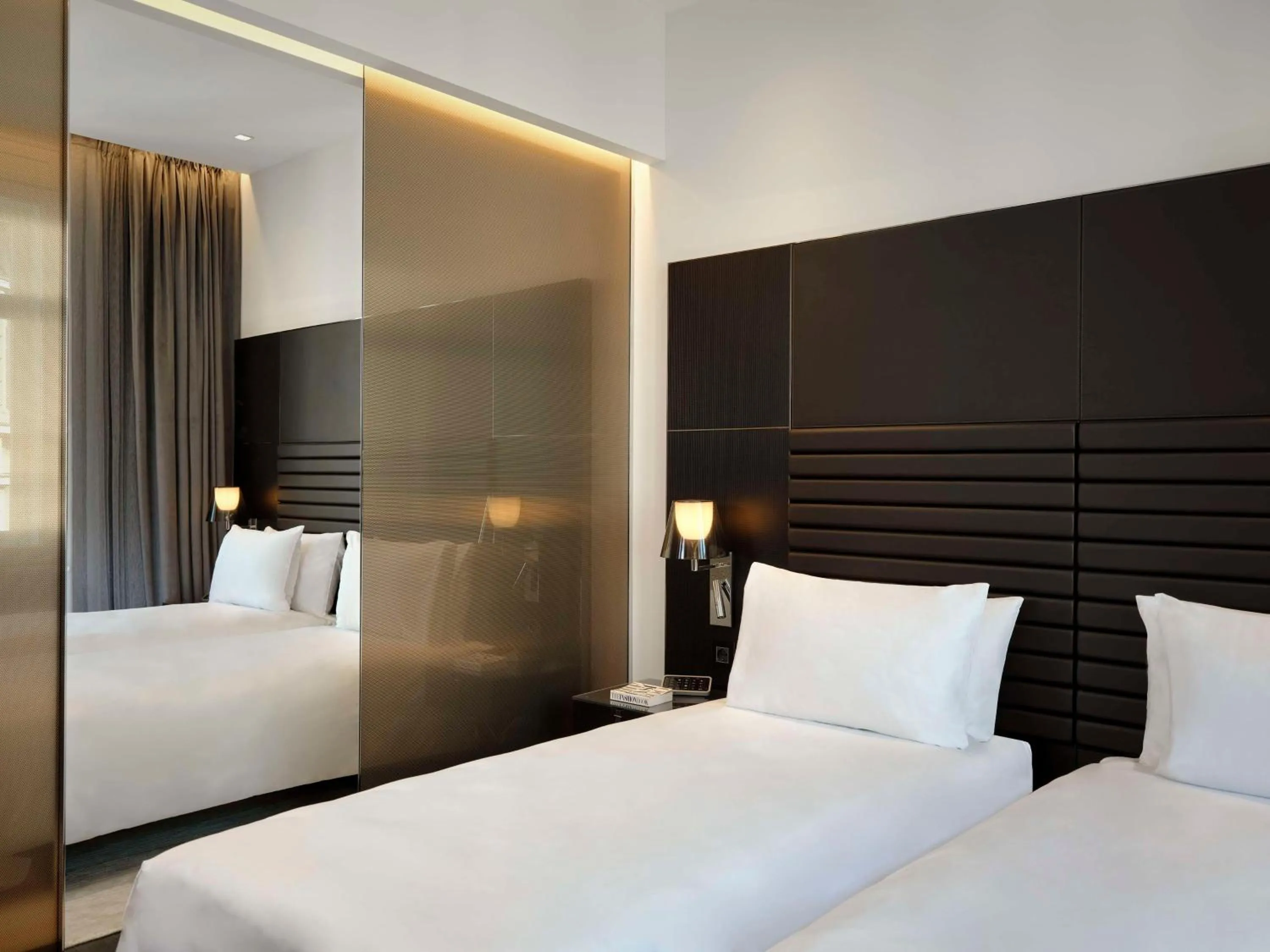 Bedroom, Bed in art'otel Zagreb, Powered by Radisson Hotels