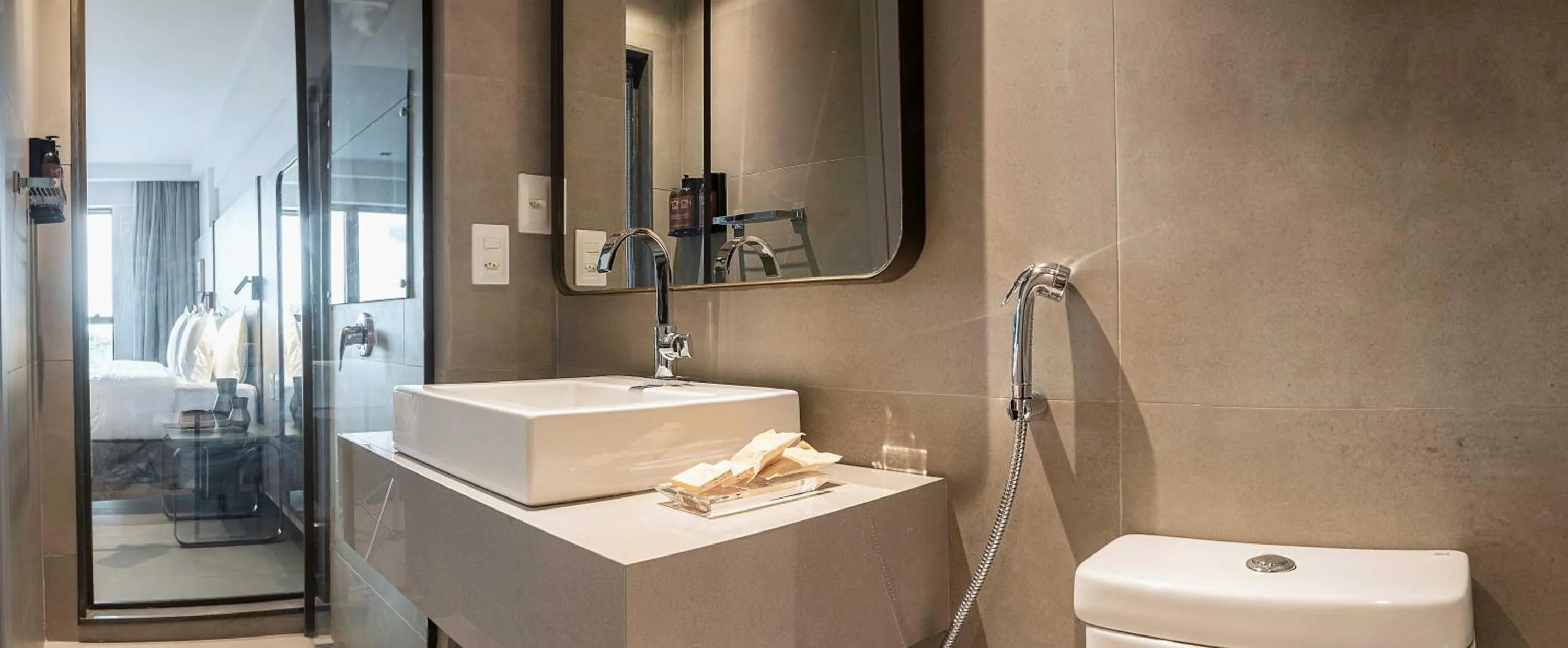 Toilet in HCM - Hotel Corais de Manaira