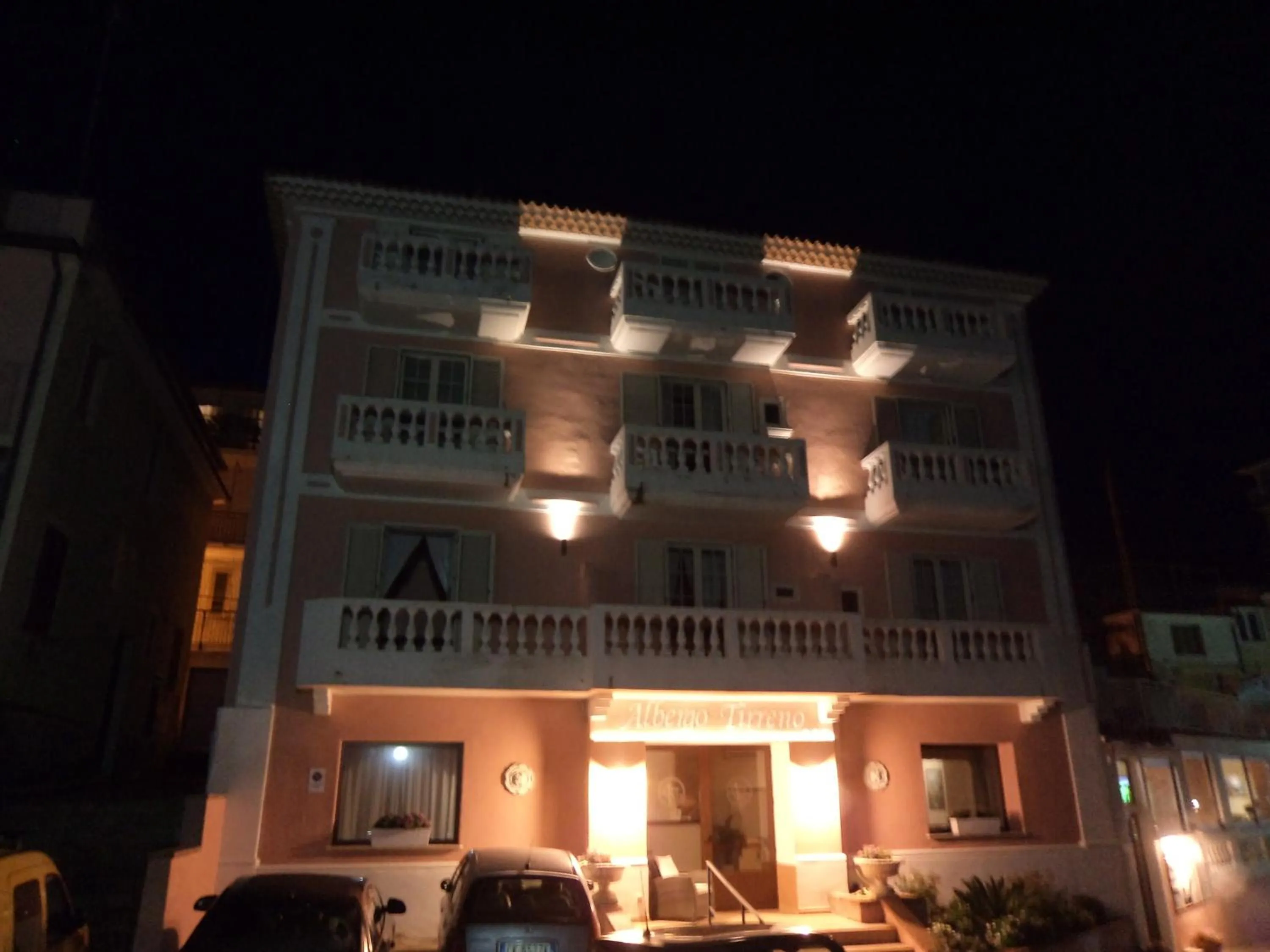 Facade/entrance in Albergo Tirreno