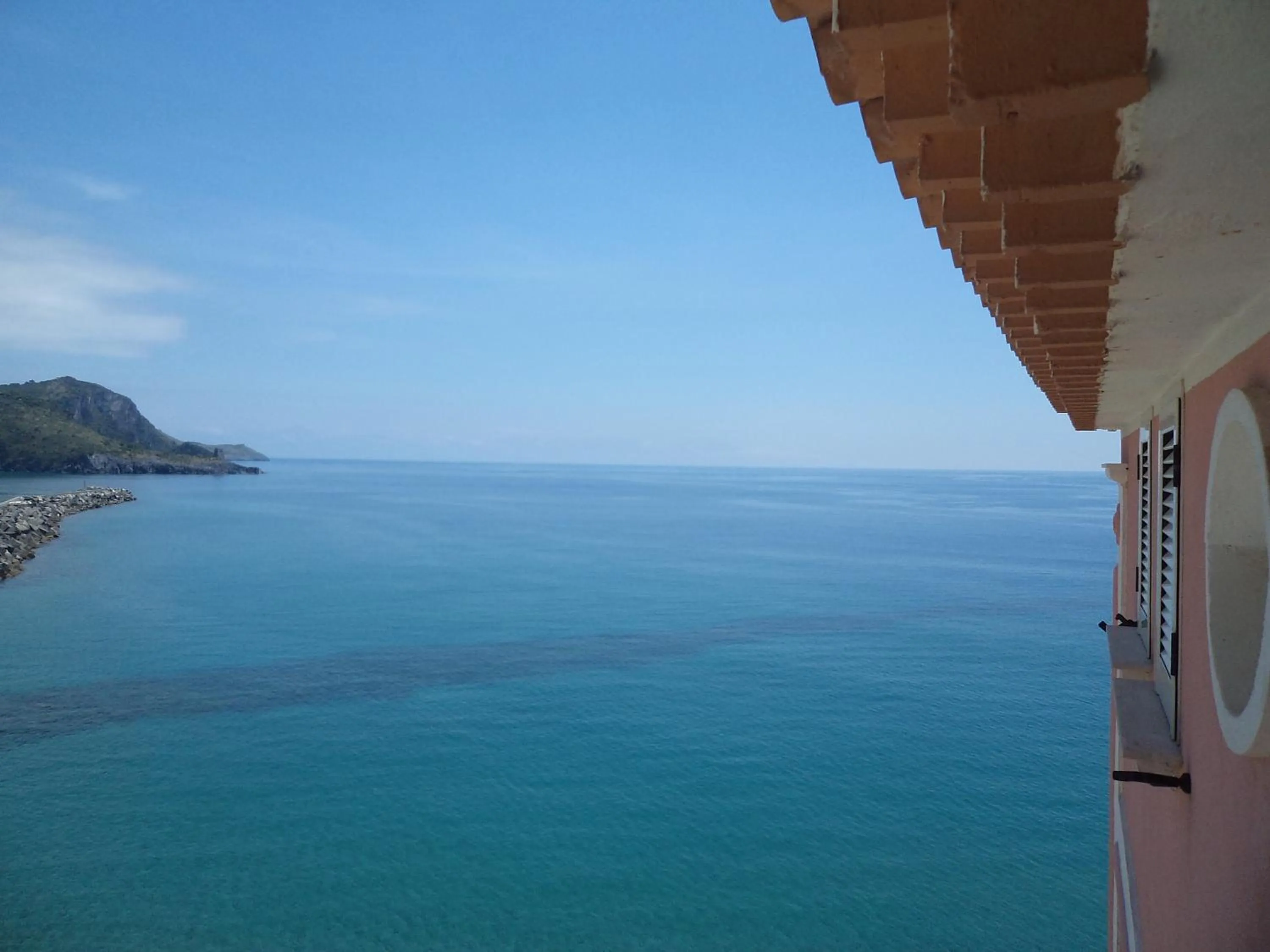 Sea view in Albergo Tirreno