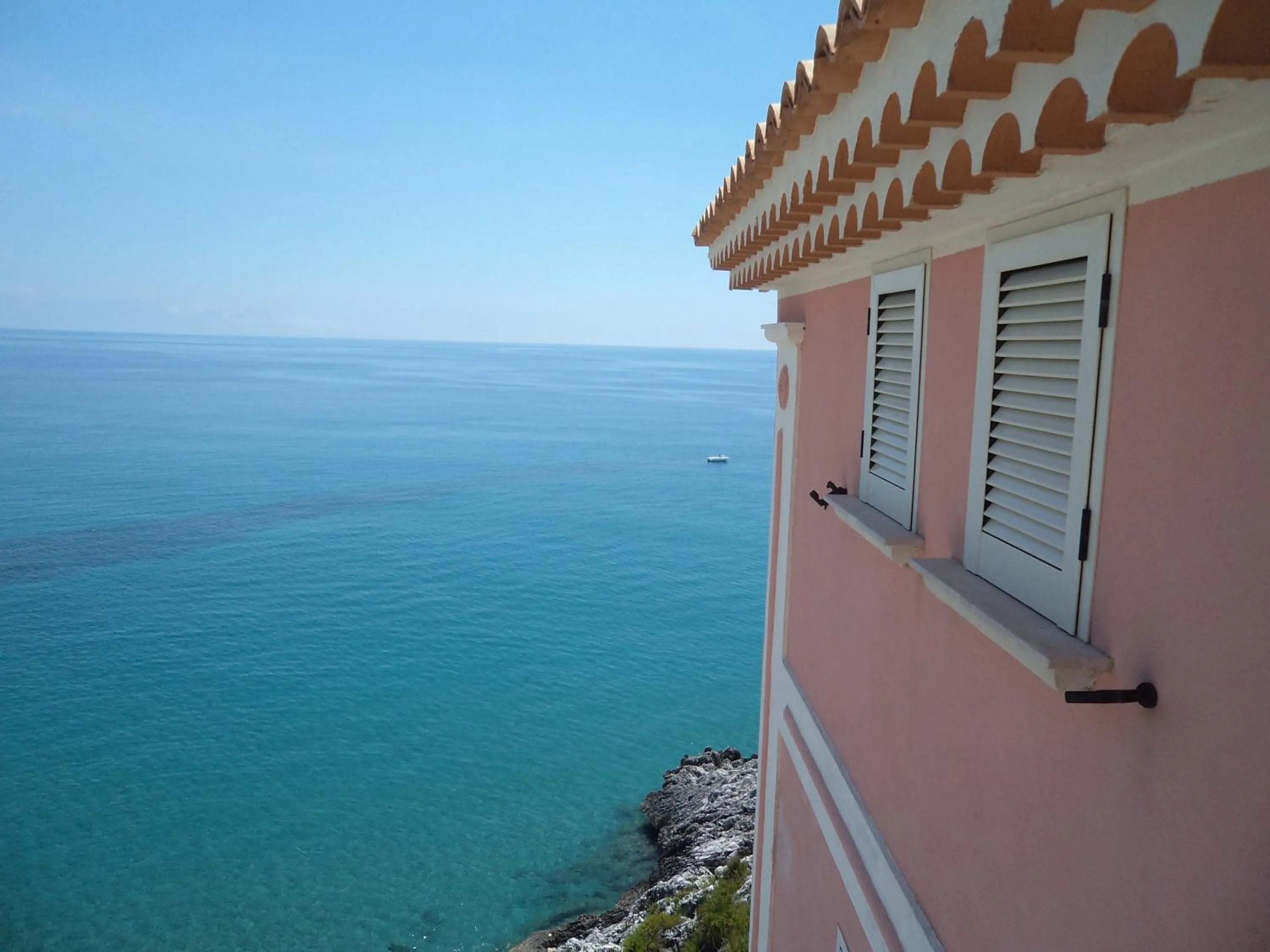Sea view in Albergo Tirreno