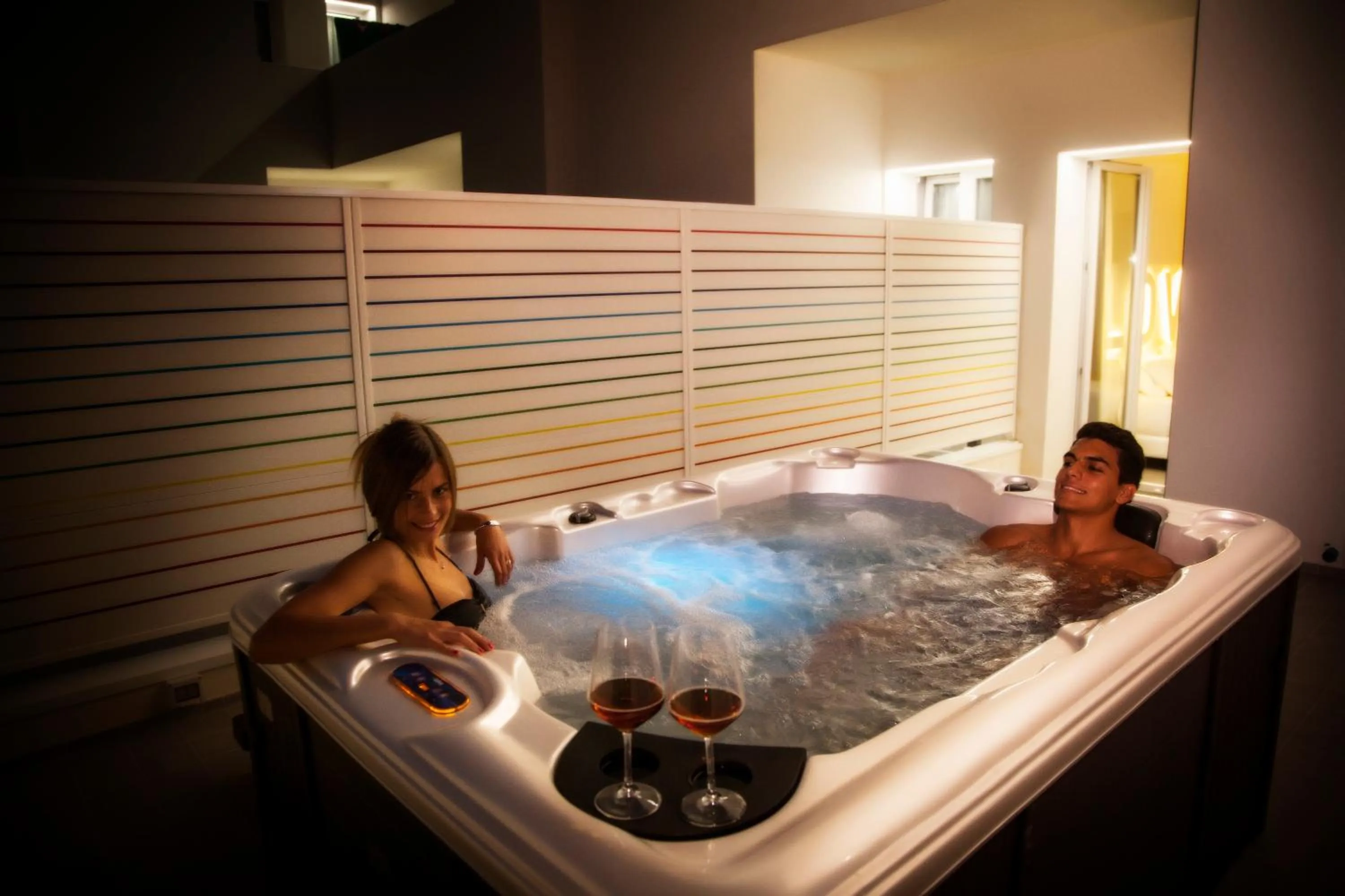 Hot Tub in Love Boat Hotel - The Original