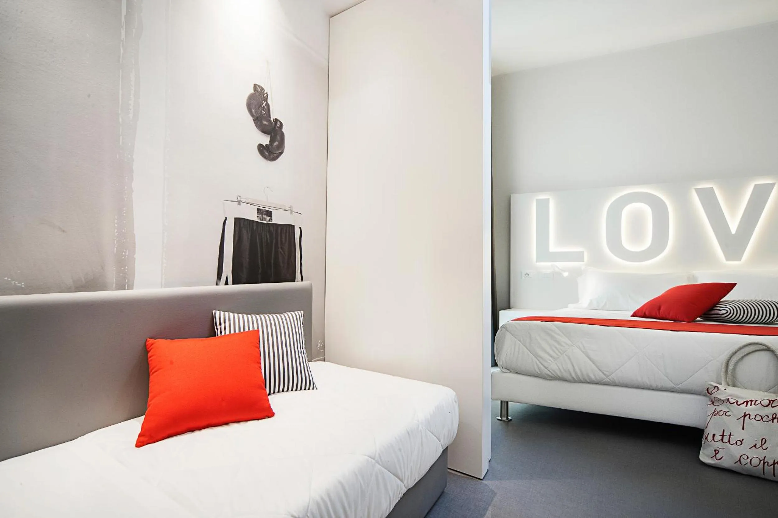 Photo of the whole room, Bed in Love Boat Hotel - The Original