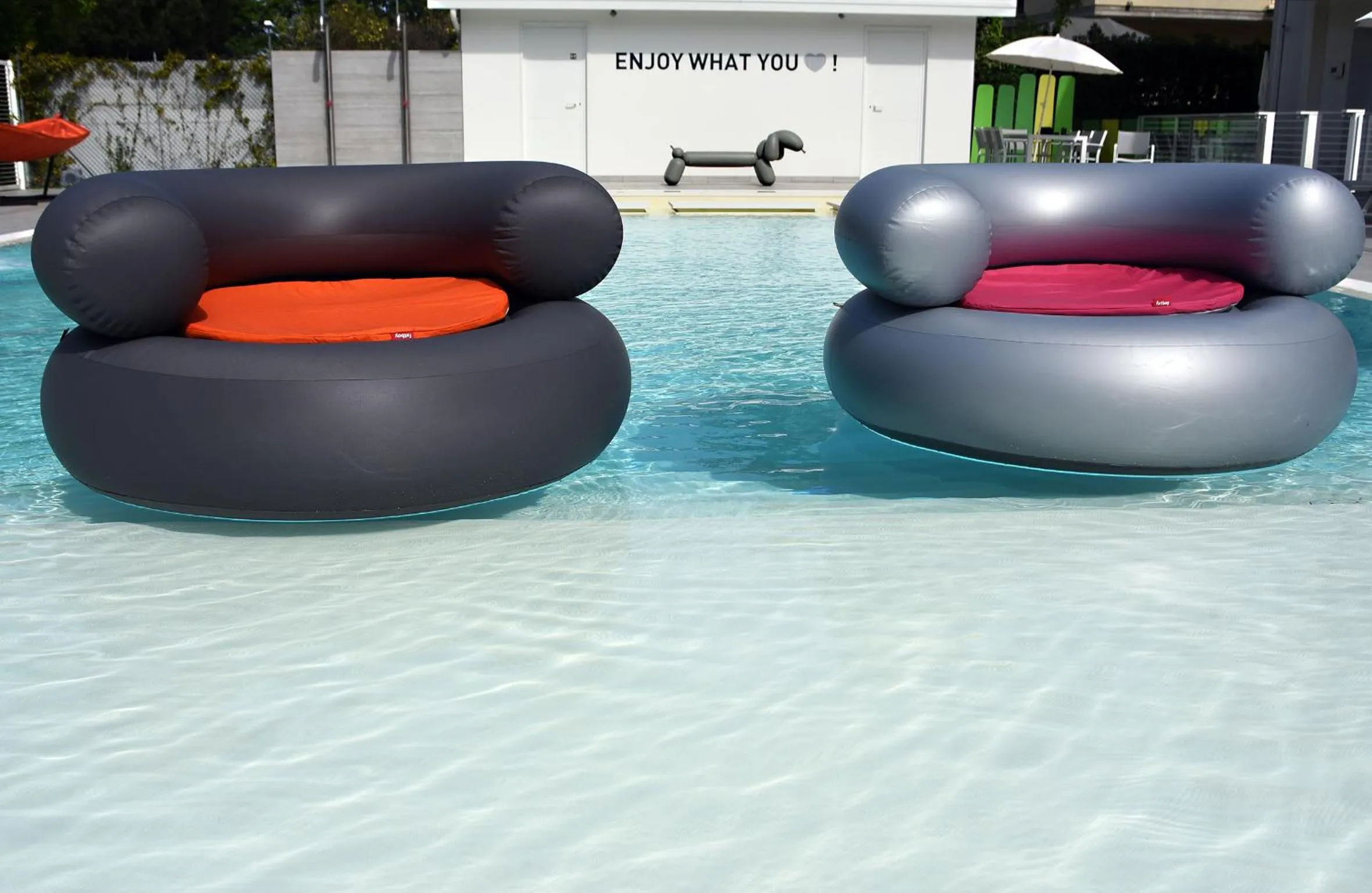 Swimming pool in Love Boat Hotel - The Original