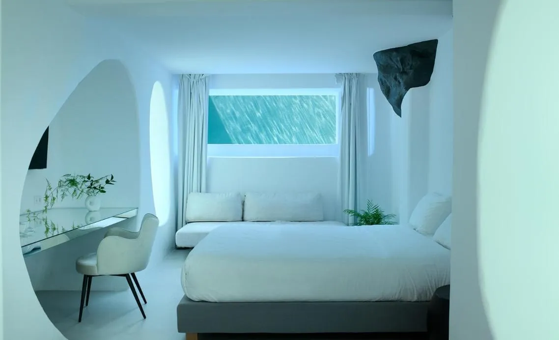 Bedroom, Bed in Million Stars Mykonos