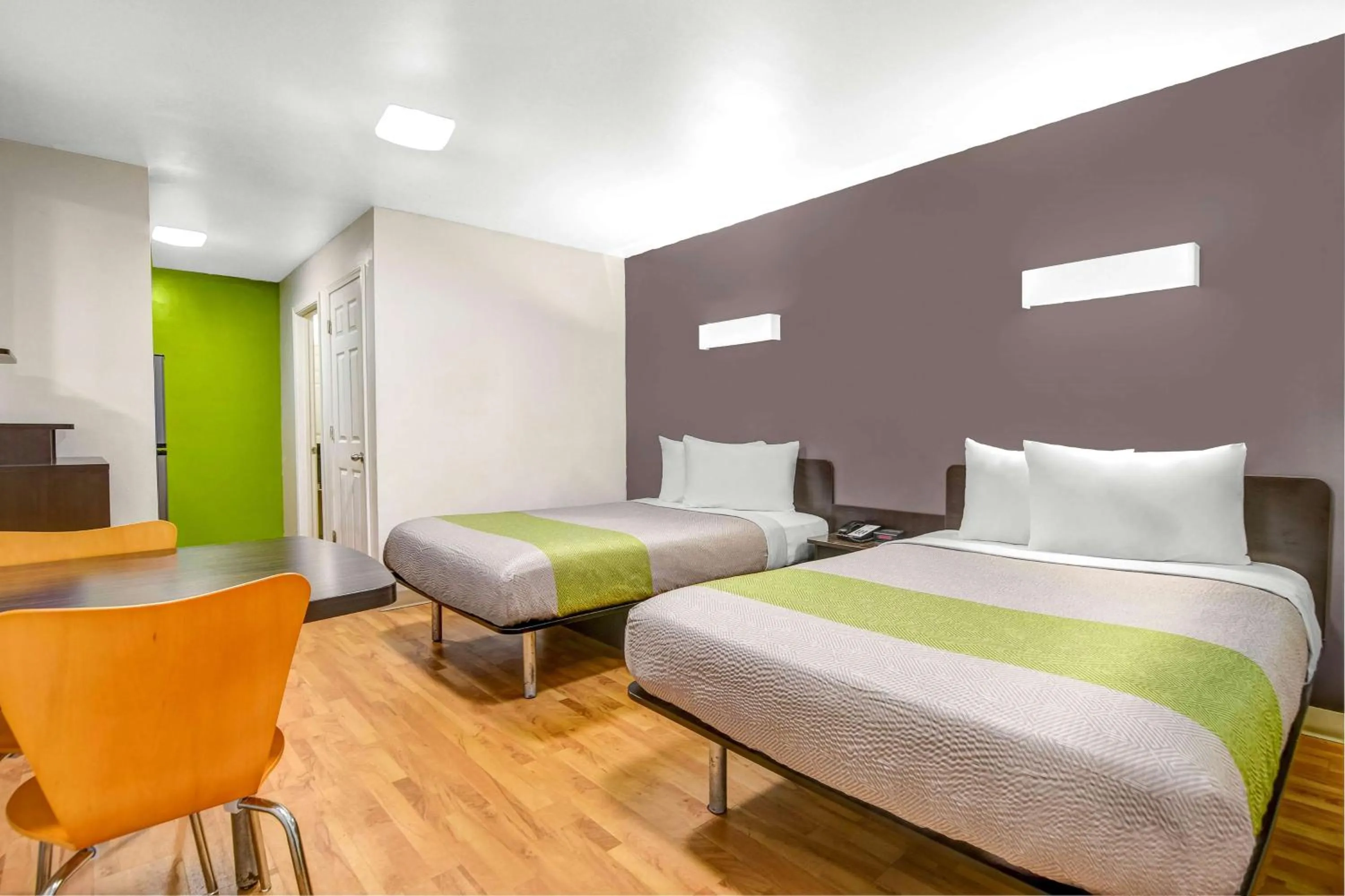 Photo of the whole room, Bed in Studio 6-Atlanta, GA - Chamblee