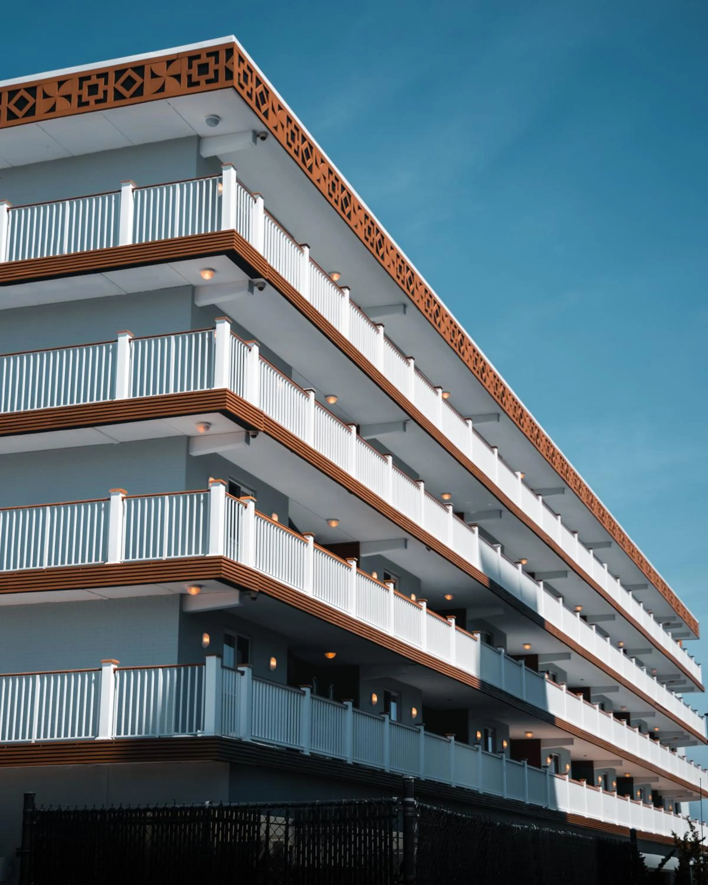 Property building in Mahalo Diamond Beach Resort