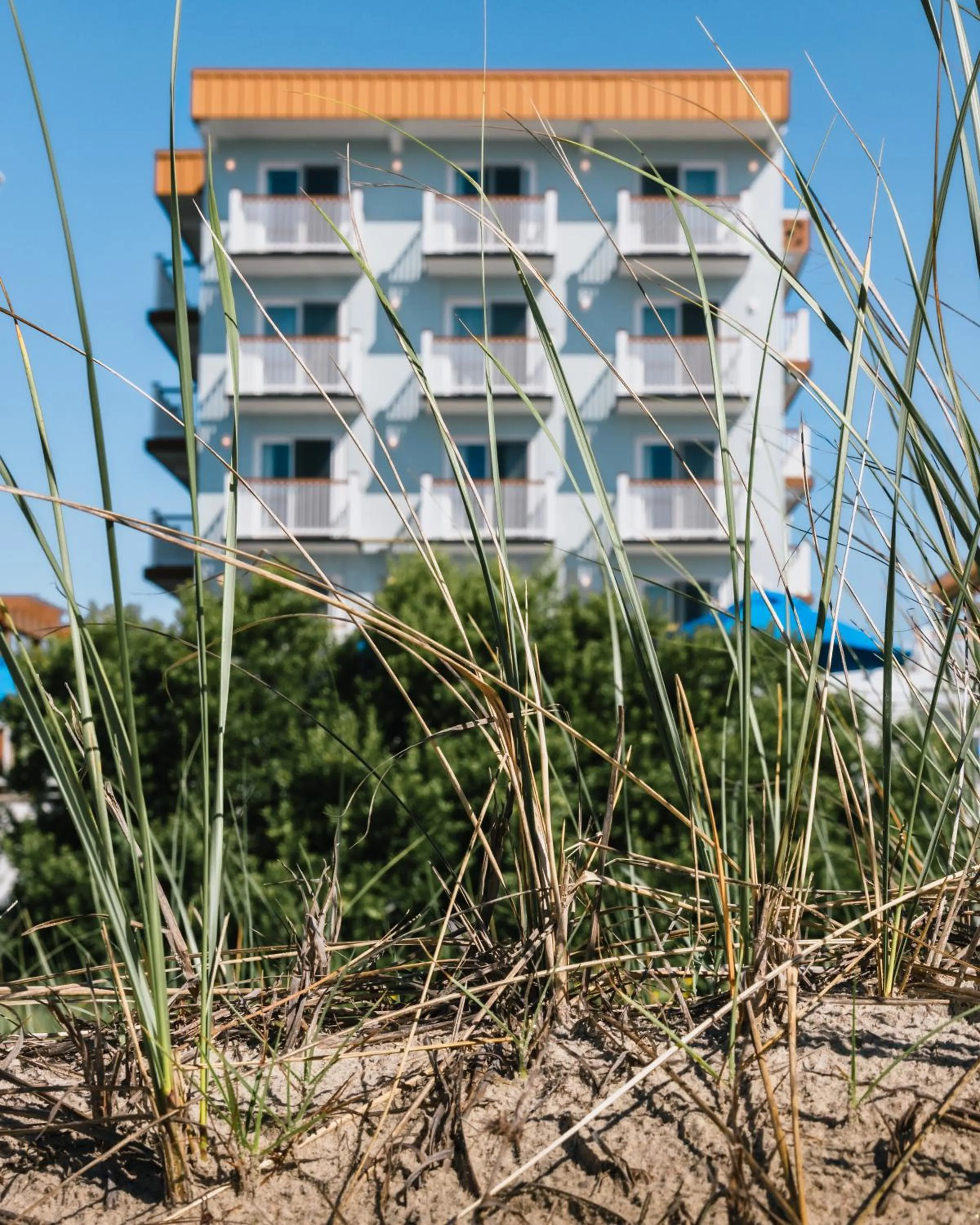 Property building in Mahalo Diamond Beach Resort