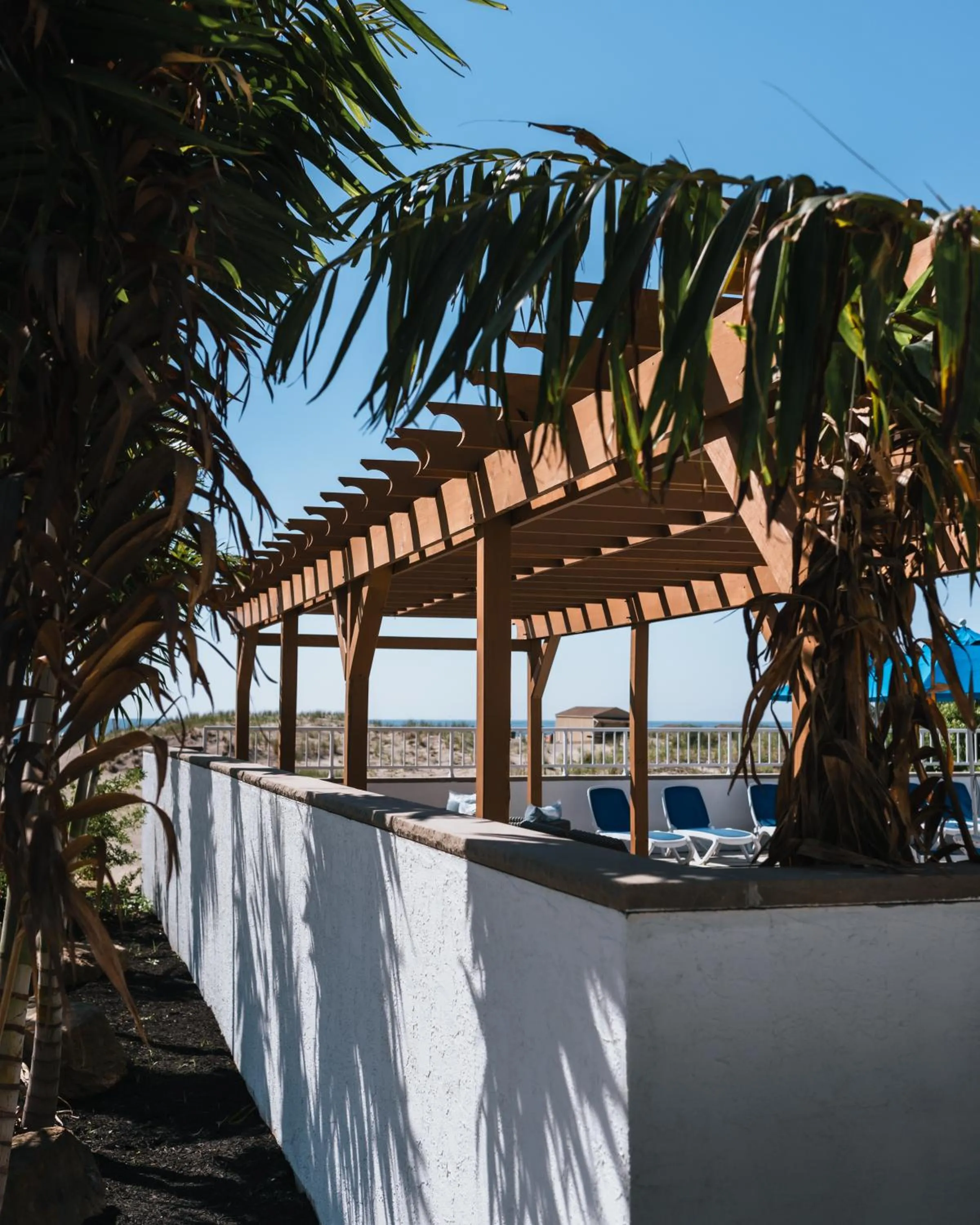 Swimming pool in Mahalo Diamond Beach Resort
