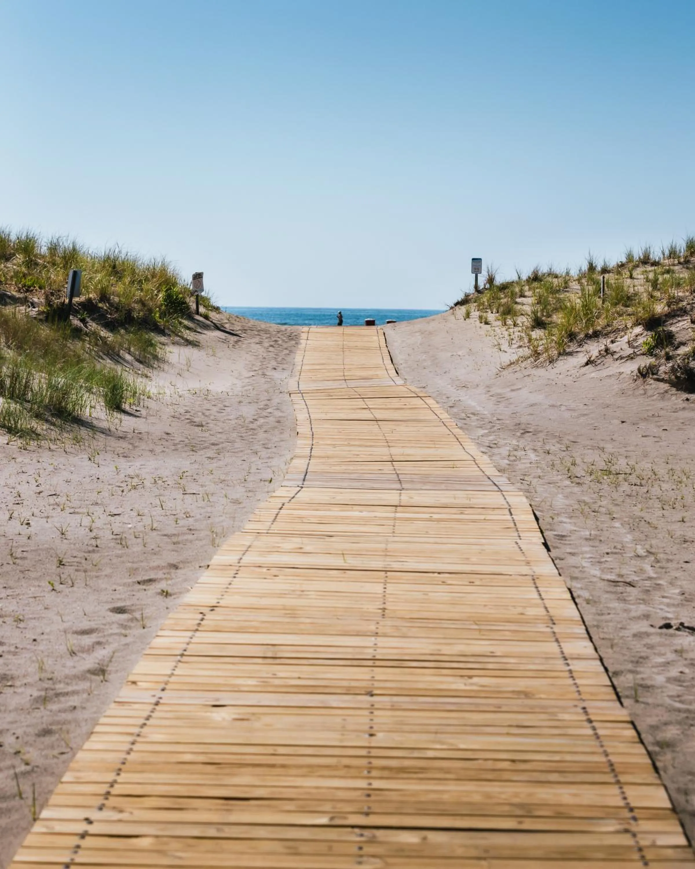 Beach in Mahalo Diamond Beach Resort