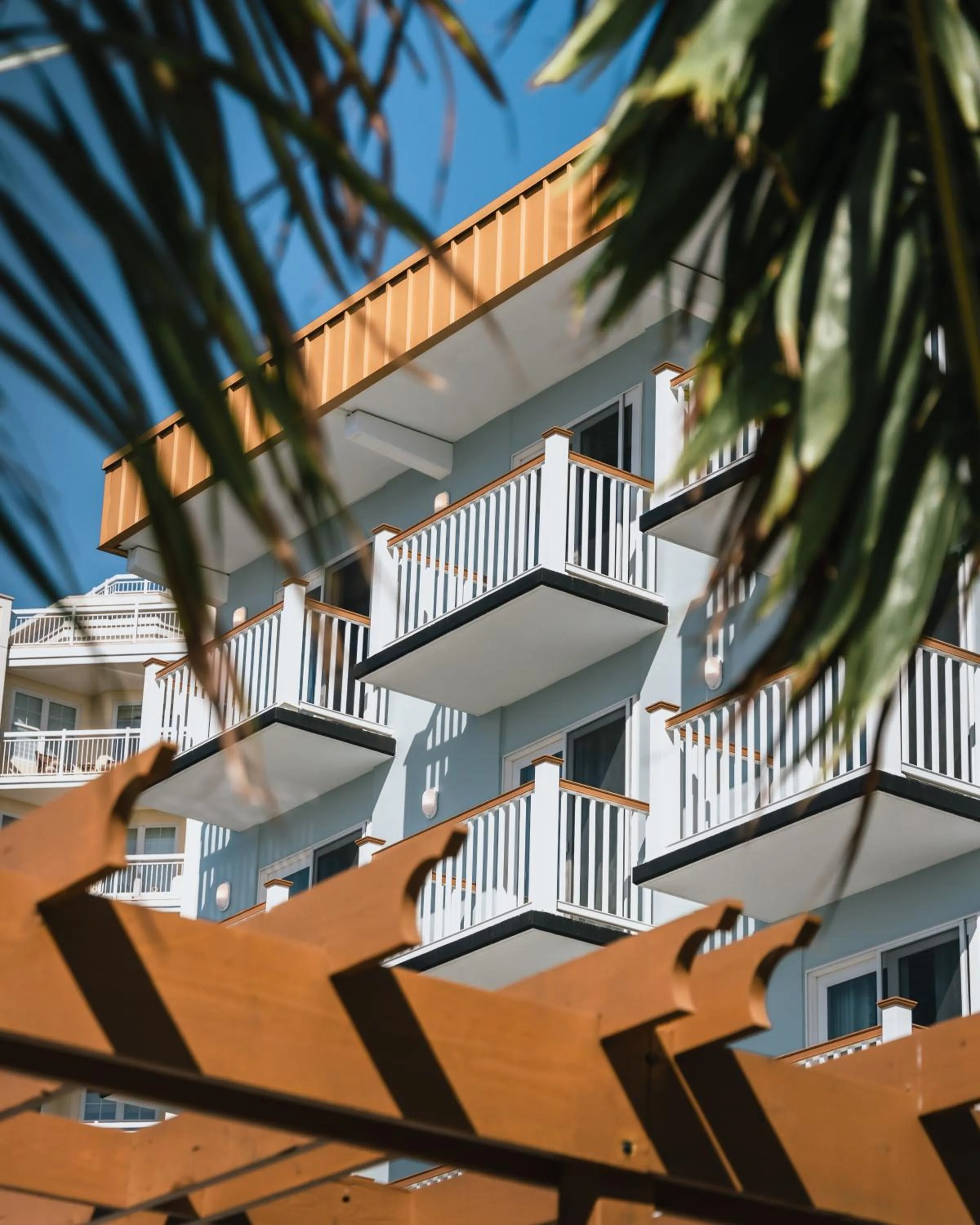 Property building in Mahalo Diamond Beach Resort