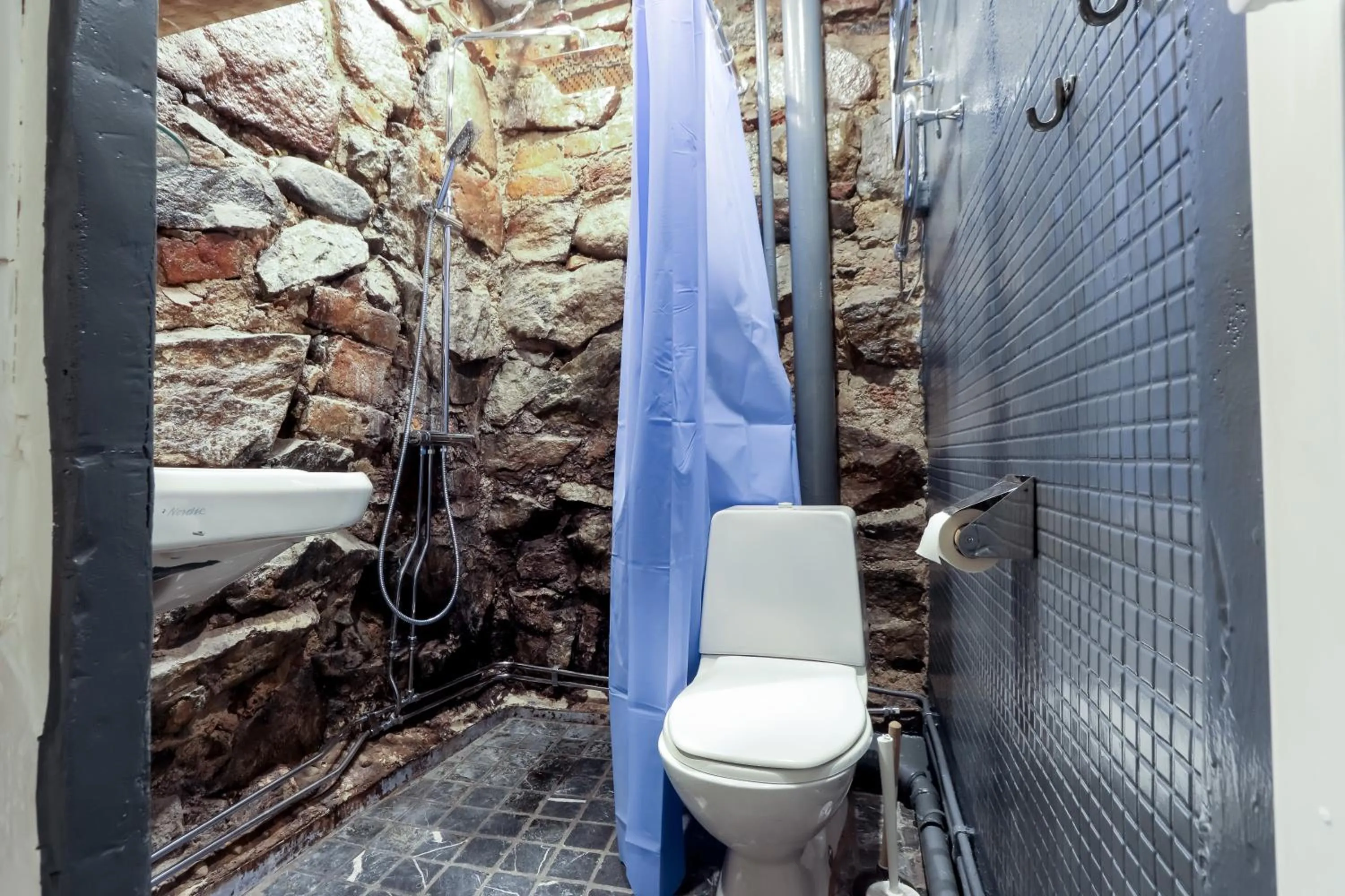 Shower in ApartDirect Gamla Stan III