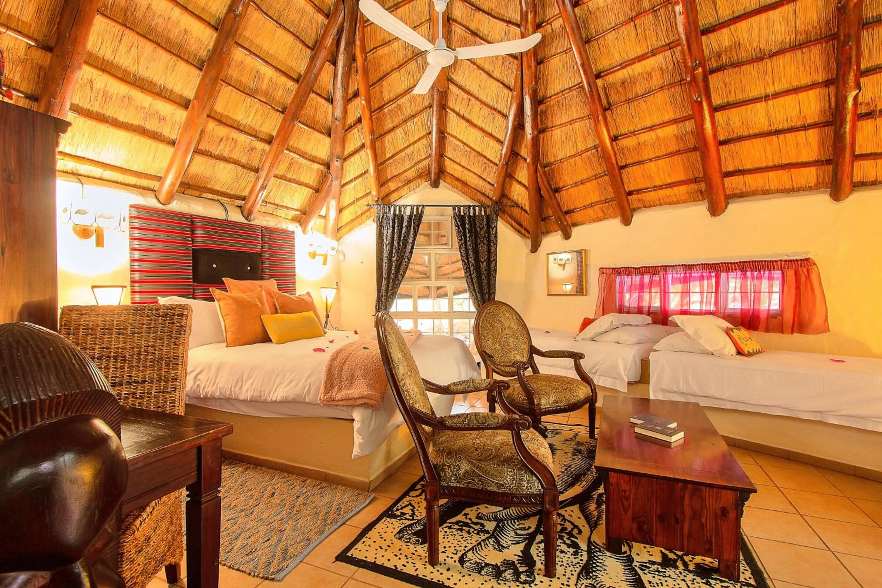 Seating area, Bed in Royal Marlothi Kruger Safari Lodge and Spa