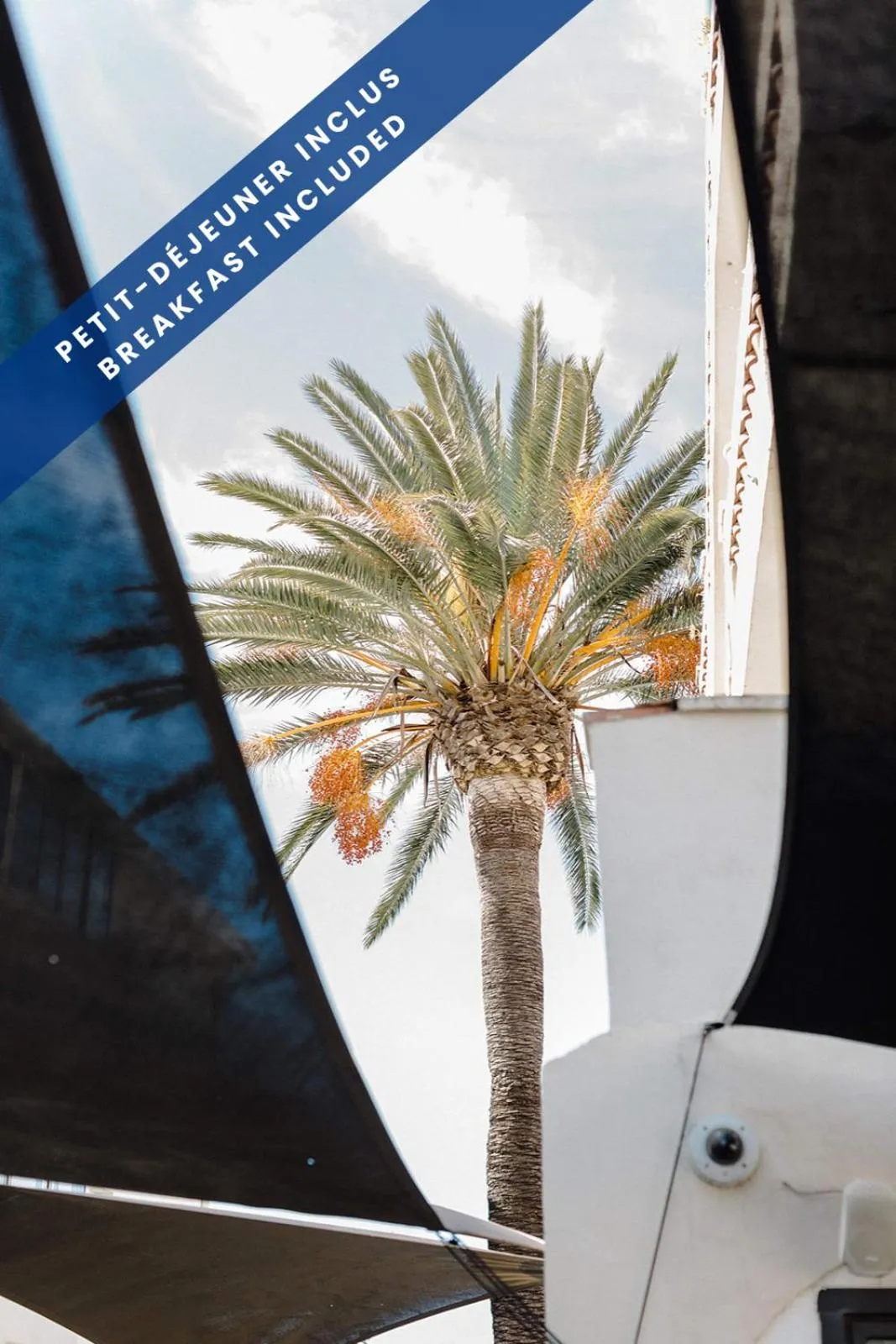 Sea view in Hôtel Les Voiles