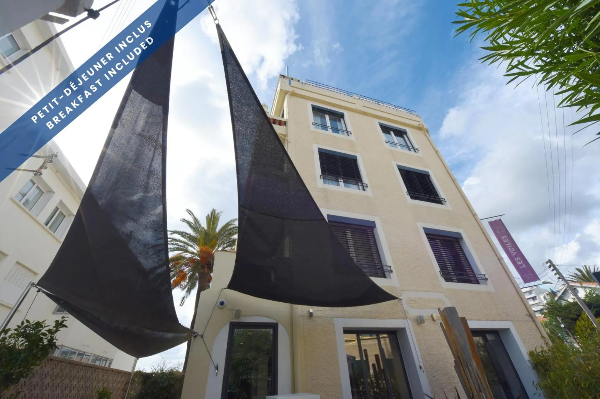 Property building in Hôtel Les Voiles