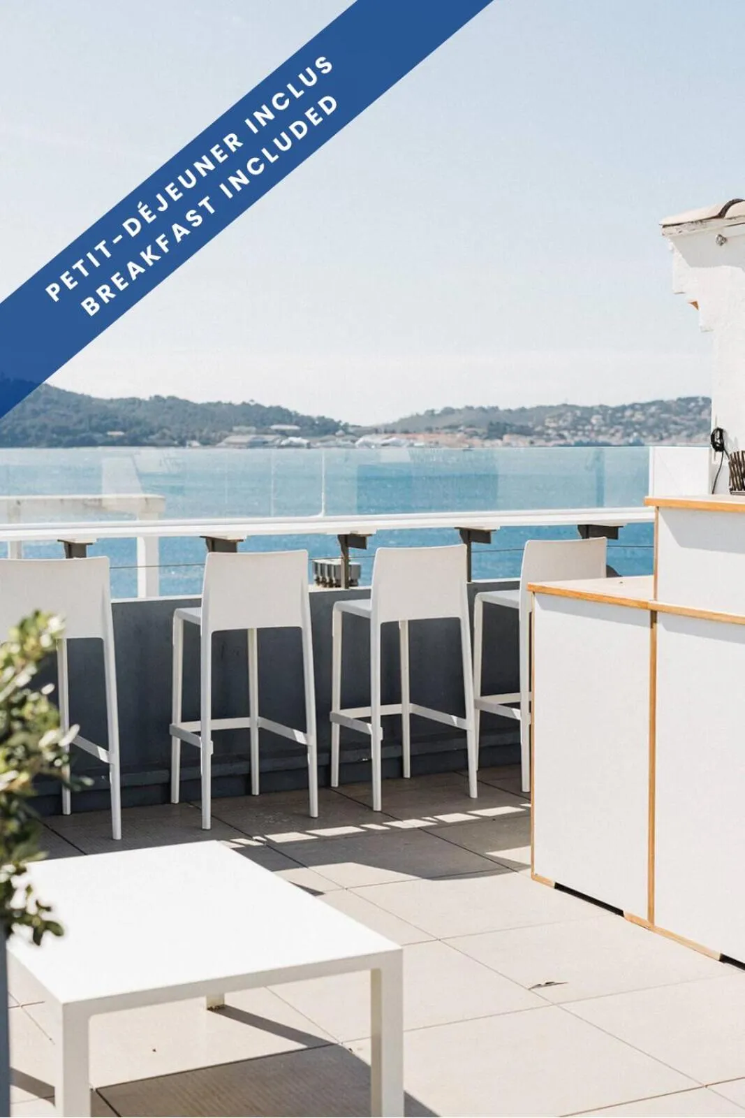 Natural landscape in Hôtel Les Voiles