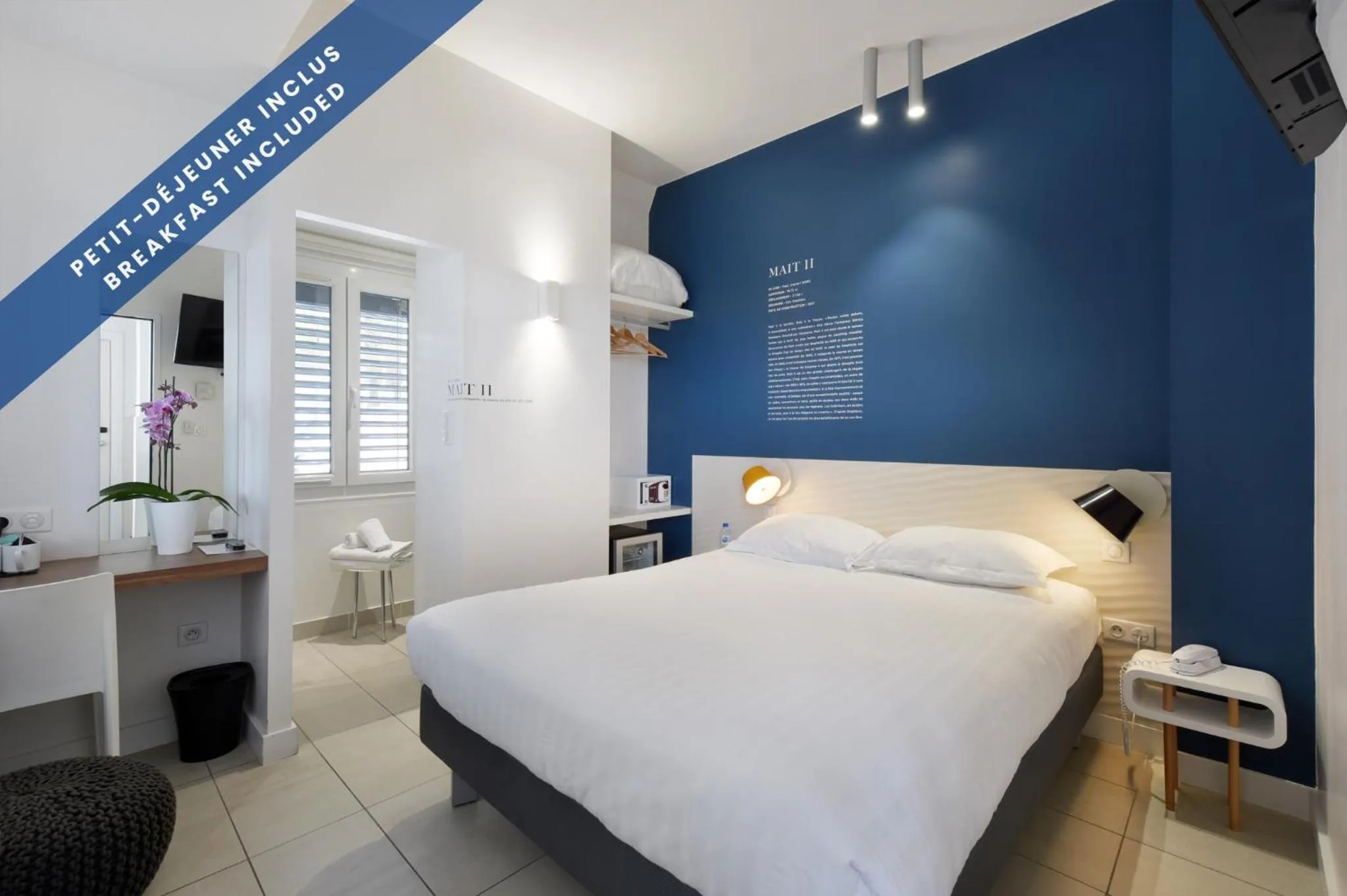 Bed in Hôtel Les Voiles