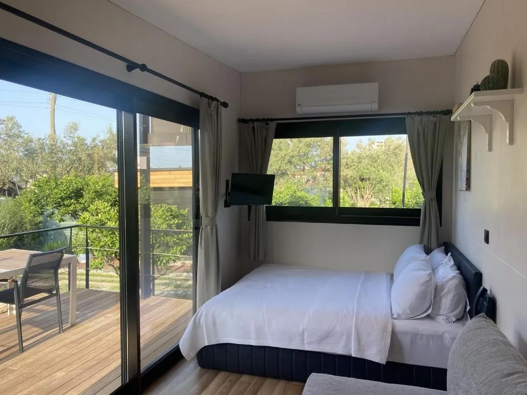 Bed in Tiny town kuyucak