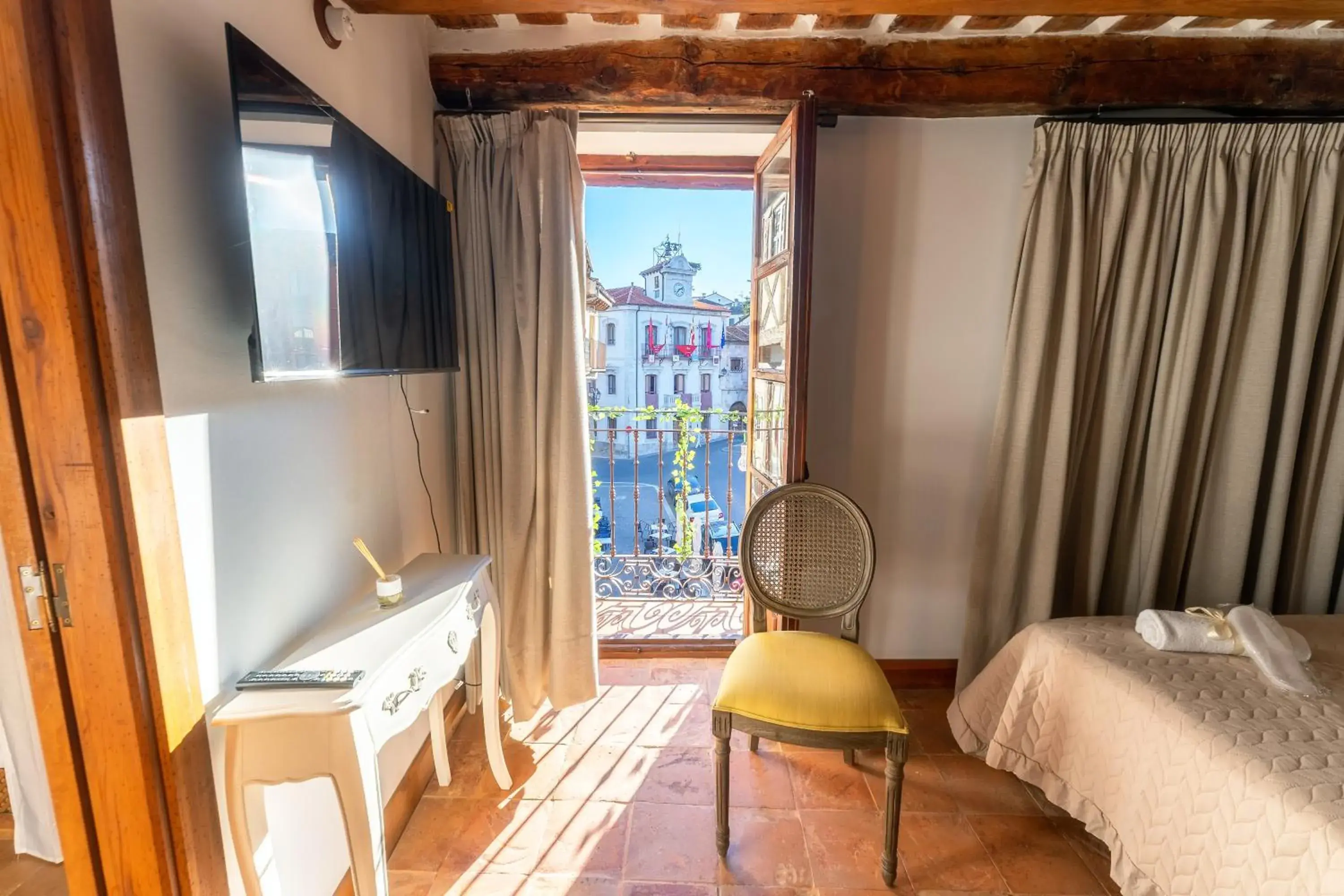 Triple Room - single occupancy in Hotel Rincón Castellano Triple Room - single occupancy in Hotel Rincón Castellano