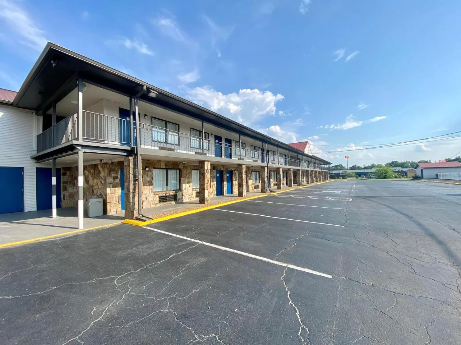 Property building in Motel 6 Manchester TN