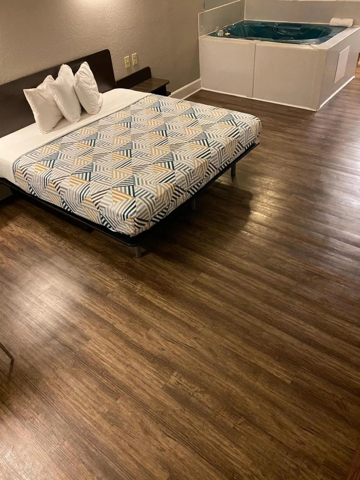 Bed in Motel 6 Manchester TN