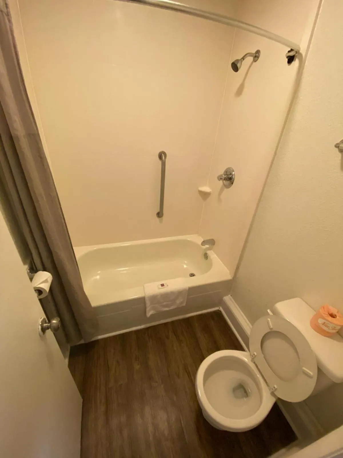 Motel 6 Manchester TN