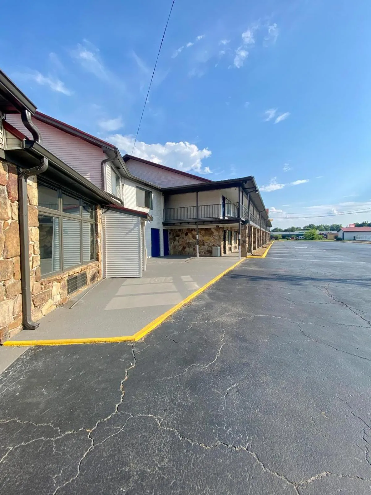 Property building in Motel 6 Manchester TN